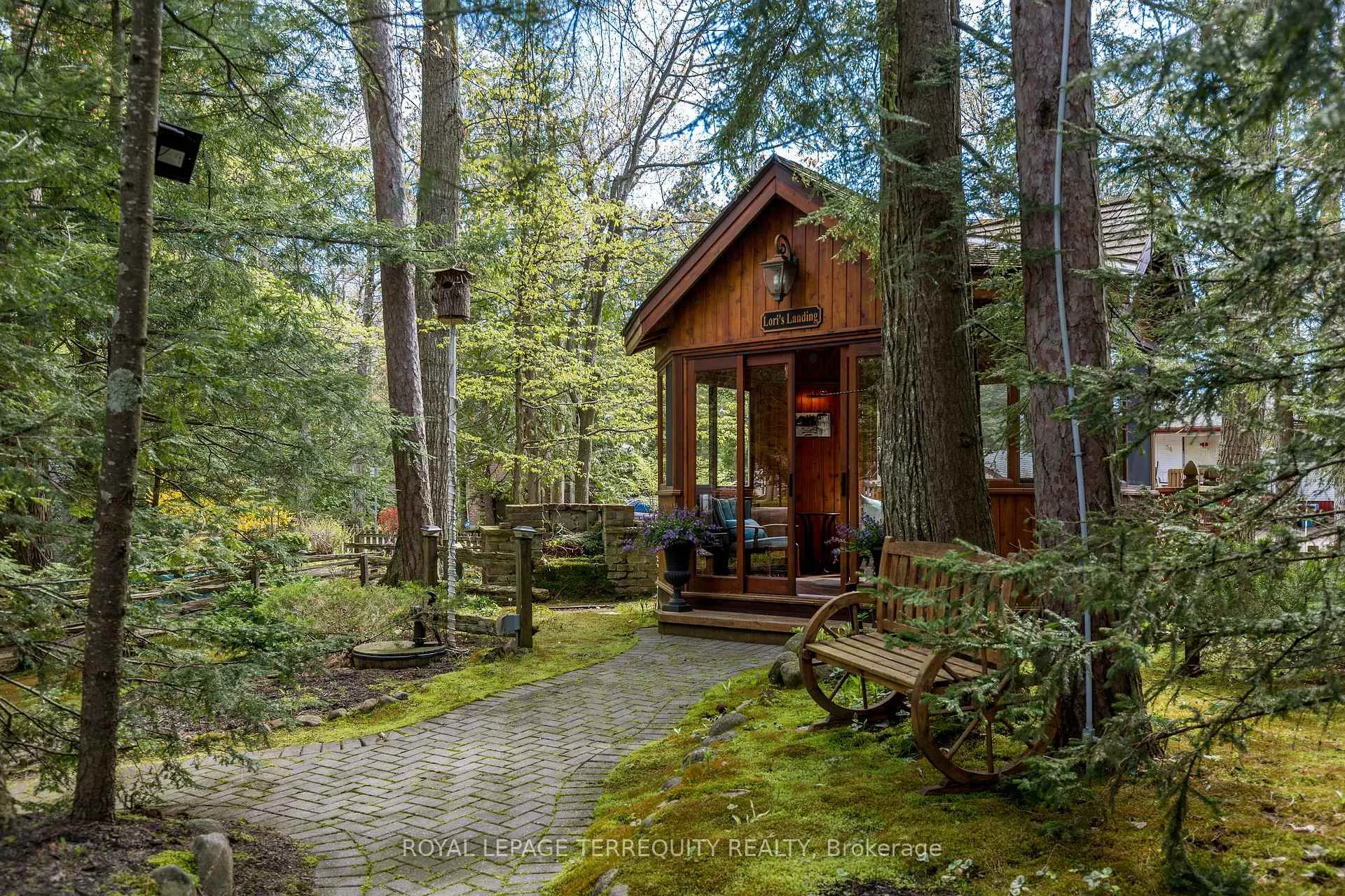 Photo 17 of 19 Finley Drive, Tiny, Rural Tiny — HOMEH