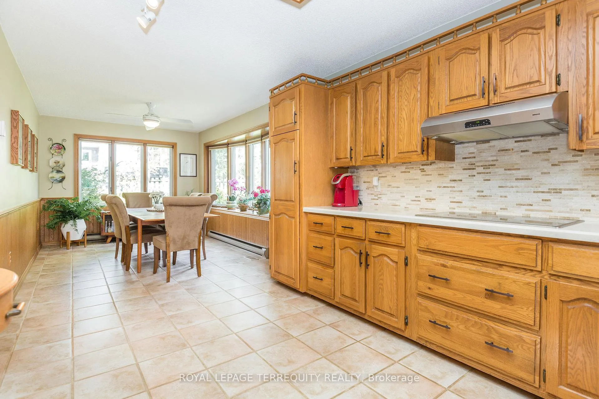 Photo 31 of 19 Finley Drive, Tiny, Rural Tiny — HOMEH