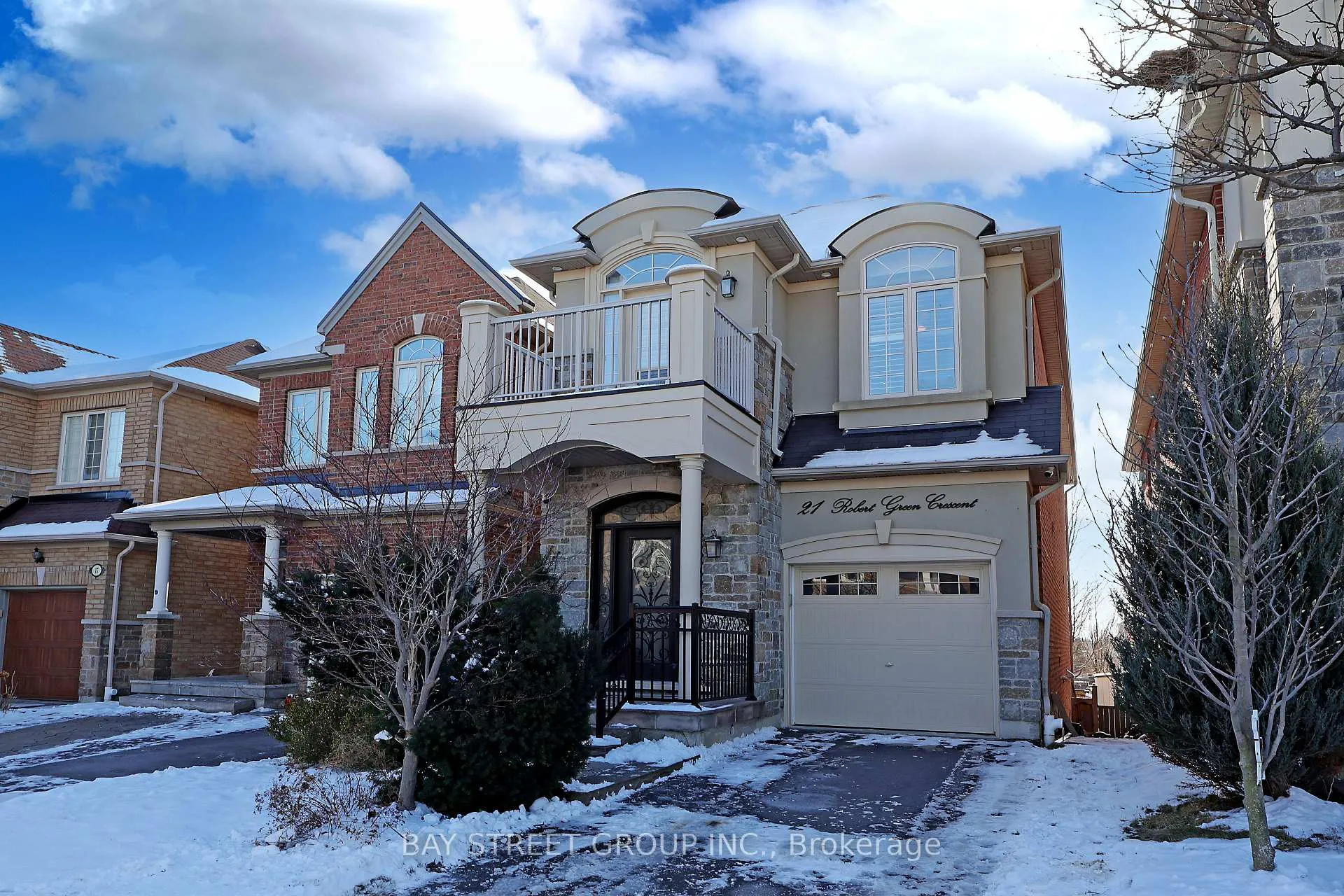 Front of 21 Robert Green Crescent