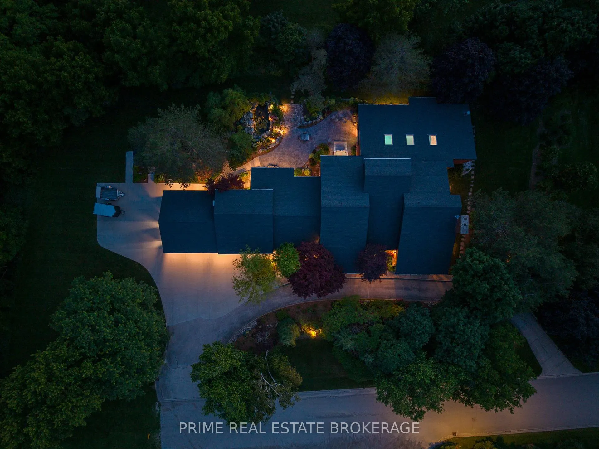 Photo 3 of 203 Riverside Drive, South Huron, Exeter — HOMEH