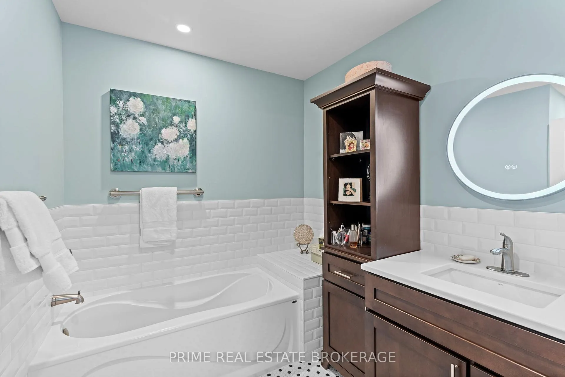 Photo 34 of 203 Riverside Drive, South Huron, Exeter — HOMEH