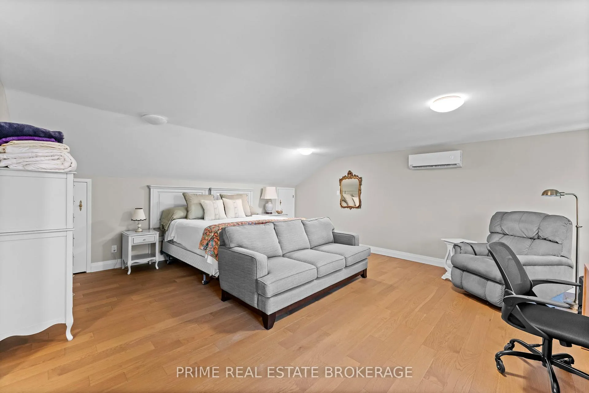 Photo 37 of 203 Riverside Drive, South Huron, Exeter — HOMEH