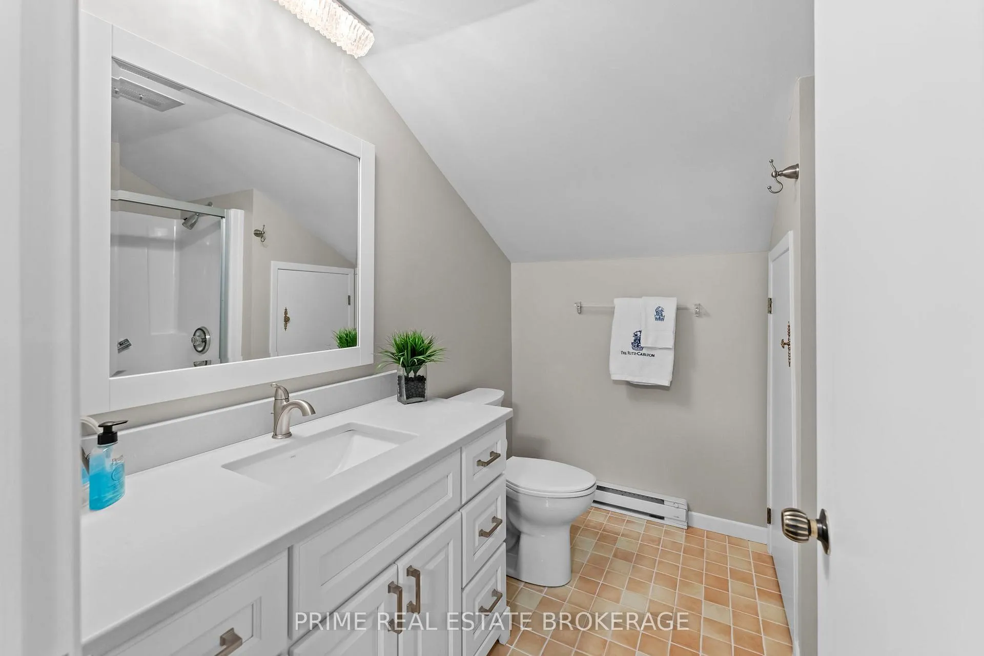 Photo 39 of 203 Riverside Drive, South Huron, Exeter — HOMEH