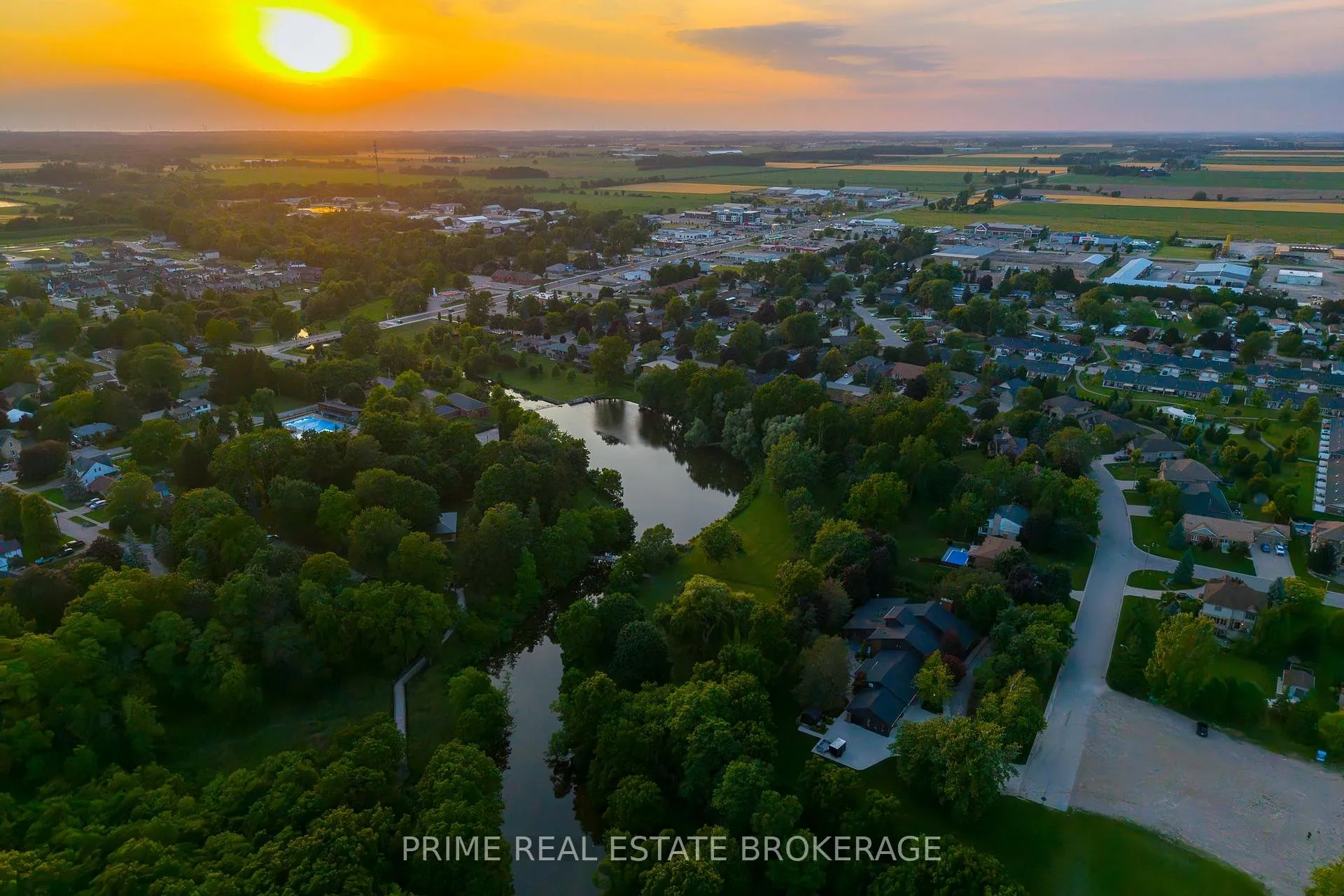 Photo 47 of 203 Riverside Drive, South Huron, Exeter — HOMEH
