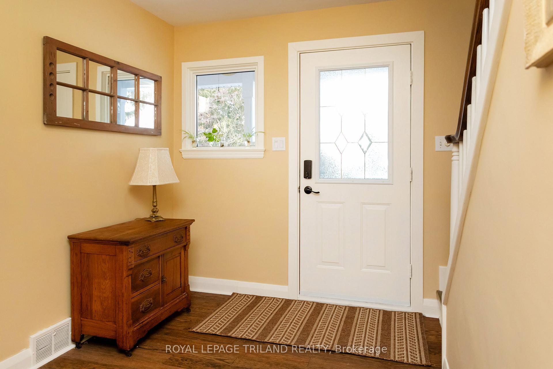 Photo 5 of 52 Crescent Avenue, Central Elgin, Lynhurst — HOMEH