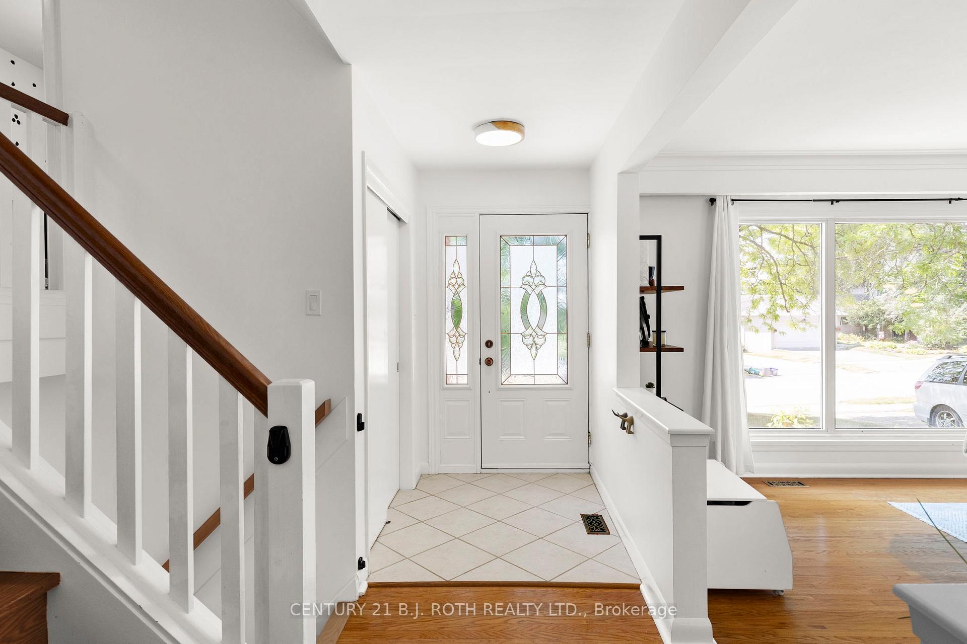 Photo 3 of 410 Codrington Street, Barrie, Codrington — HOMEH