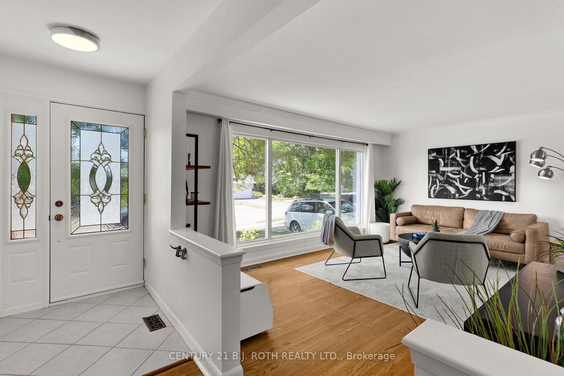 Photo 4 of 410 Codrington Street, Barrie, Codrington — HOMEH