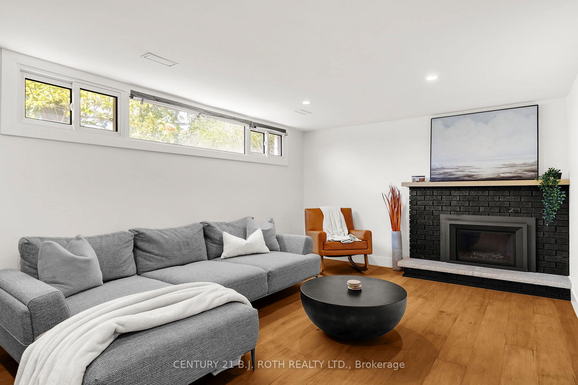 Photo 24 of 410 Codrington Street, Barrie, Codrington — HOMEH