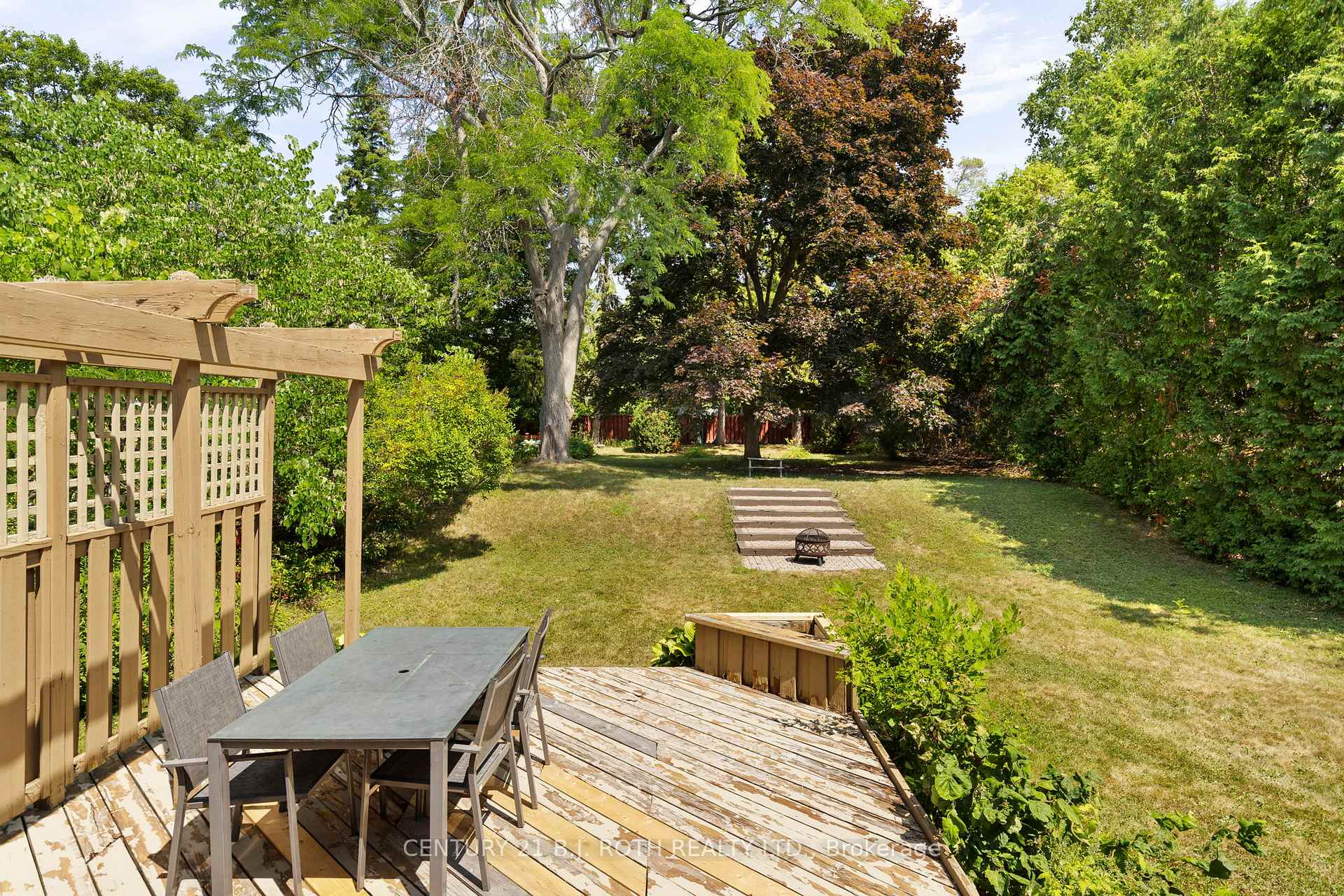 Photo 33 of 410 Codrington Street, Barrie, Codrington — HOMEH