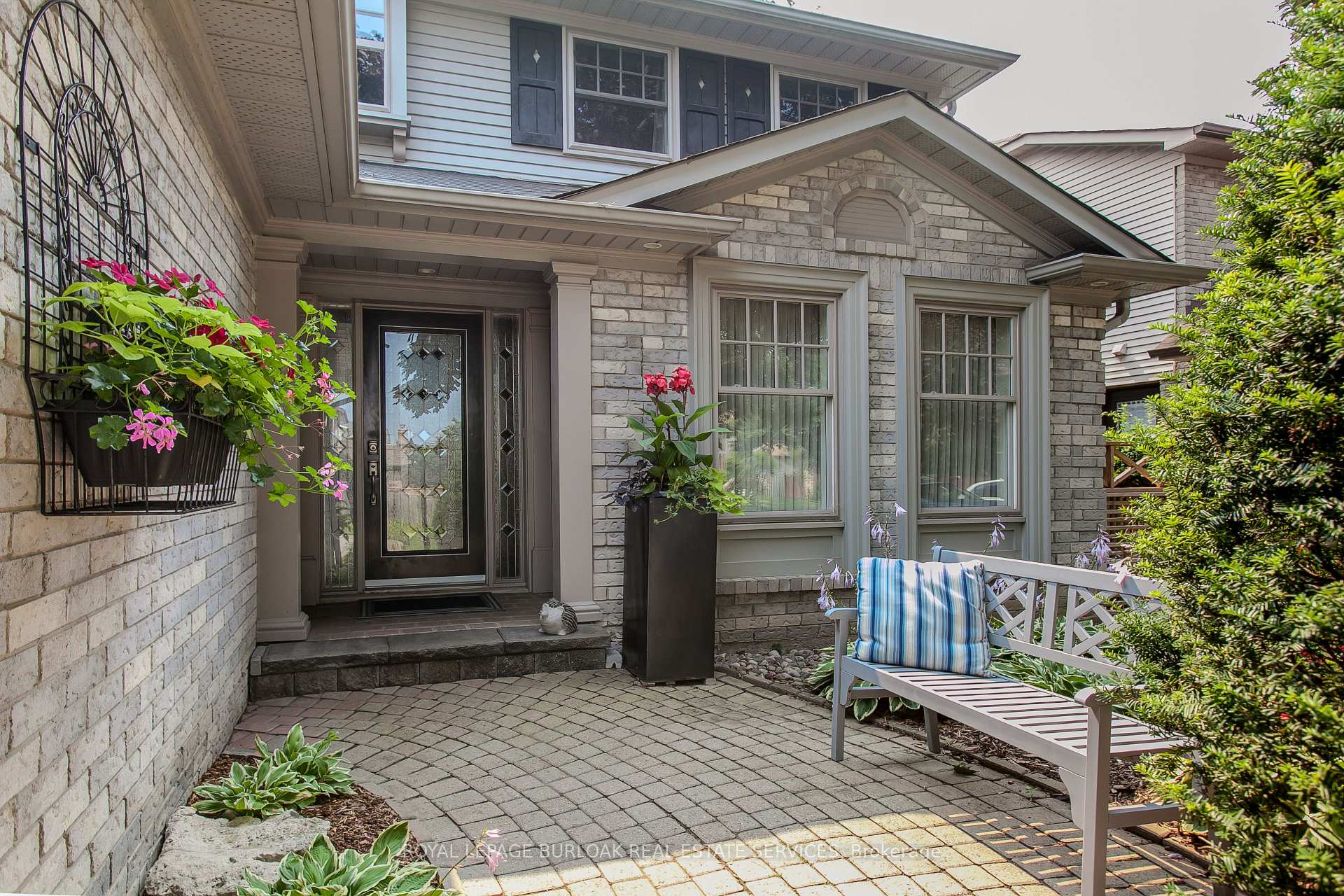 Photo 5 of 1210 Hammond Street, Burlington, Brant — HOMEH