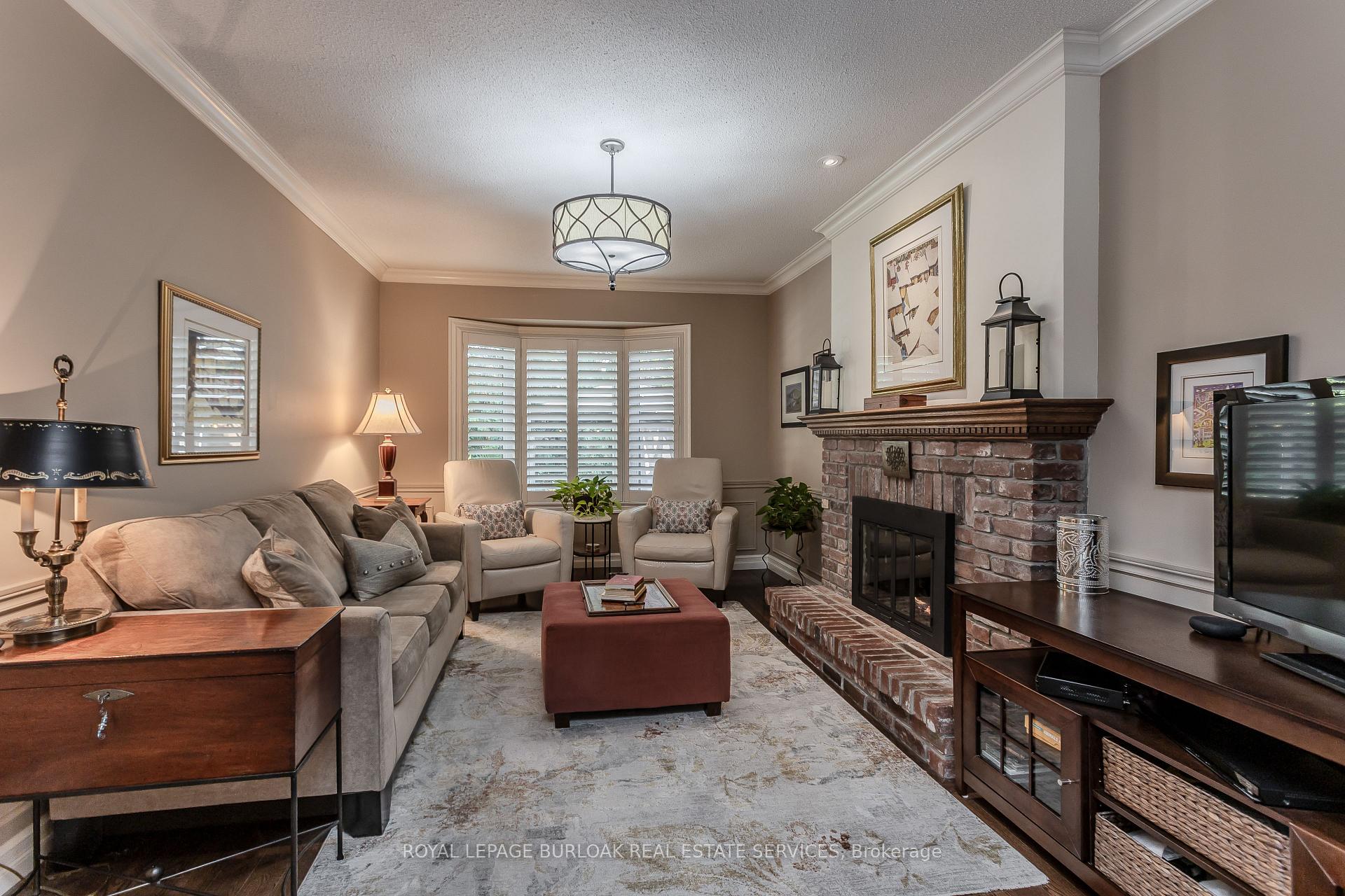 Photo 12 of 1210 Hammond Street, Burlington, Brant — HOMEH