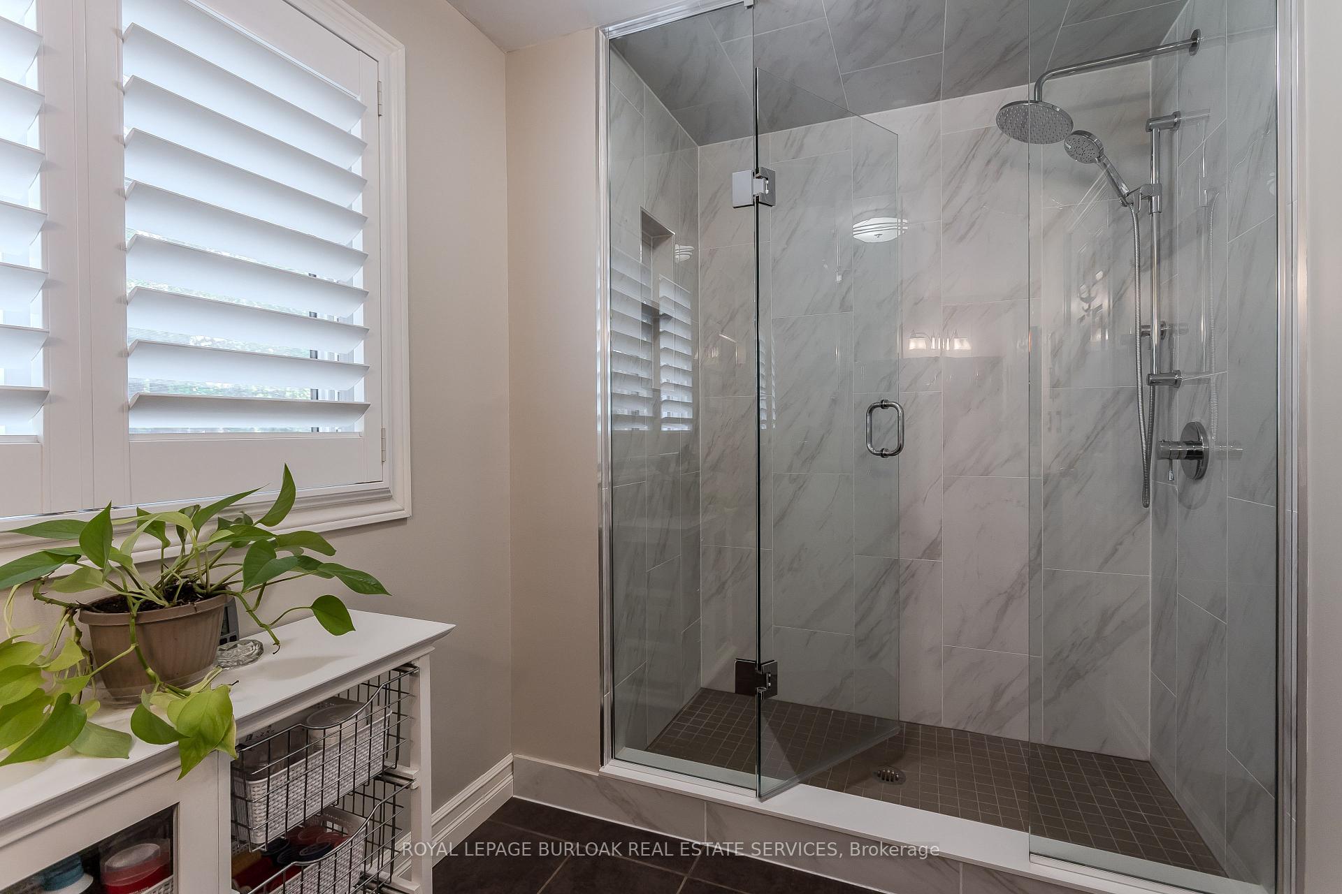 Photo 25 of 1210 Hammond Street, Burlington, Brant — HOMEH