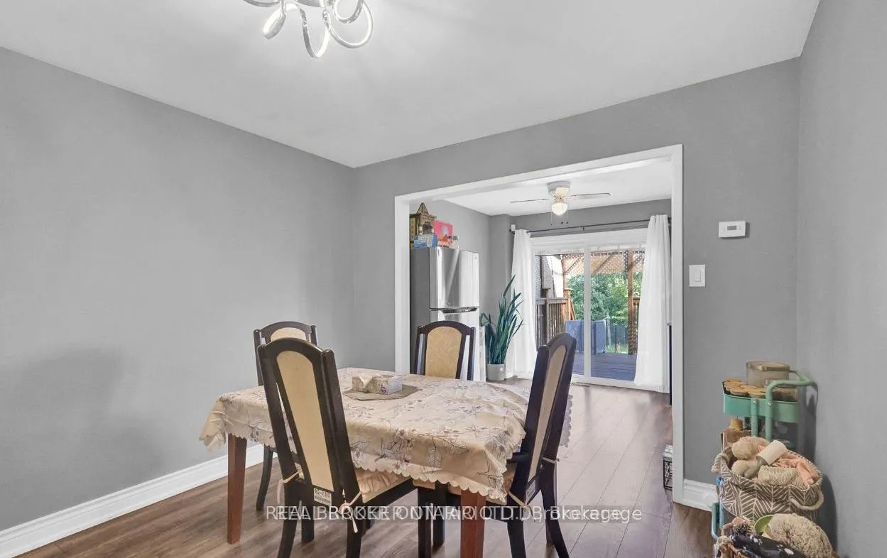 Photo 9 of 37 Stather Crescent, Markham, Milliken Mills East — HOMEH