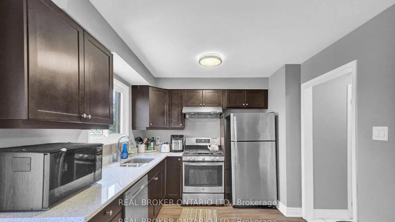 Photo 10 of 37 Stather Crescent, Markham, Milliken Mills East — HOMEH