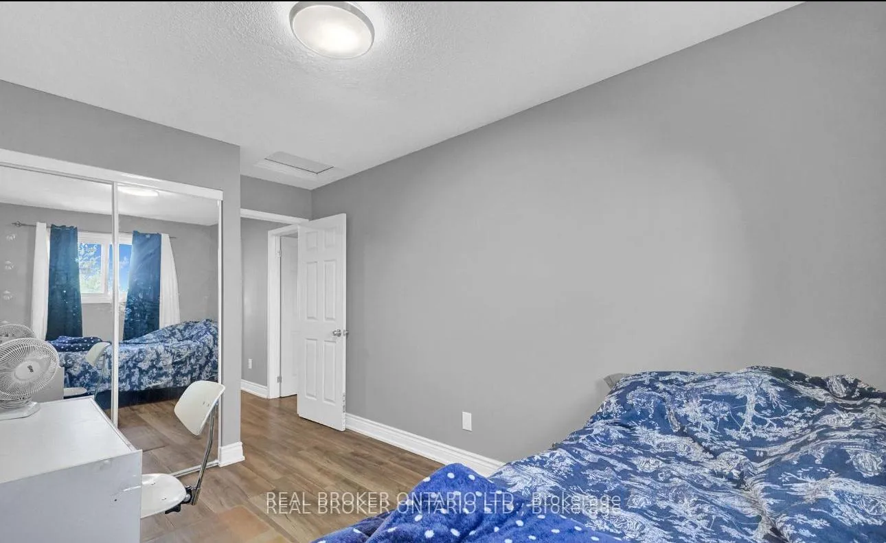 Photo 16 of 37 Stather Crescent, Markham, Milliken Mills East — HOMEH