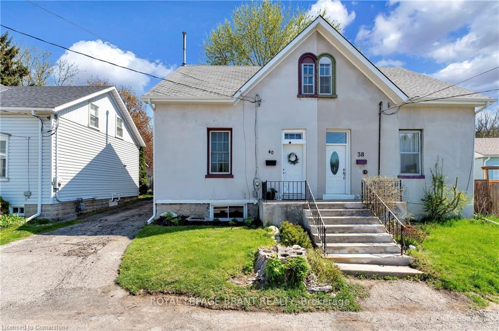 Photo 1 of 40 Walnut Lane, Brant, Paris — HOMEH