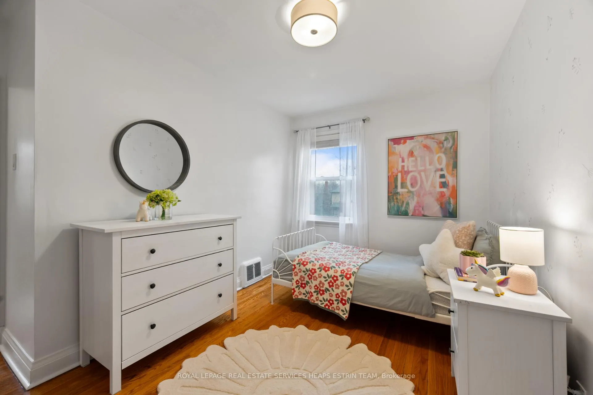 Photo 17 of 54 Thursfield Crescent, Toronto, Leaside — HOMEH