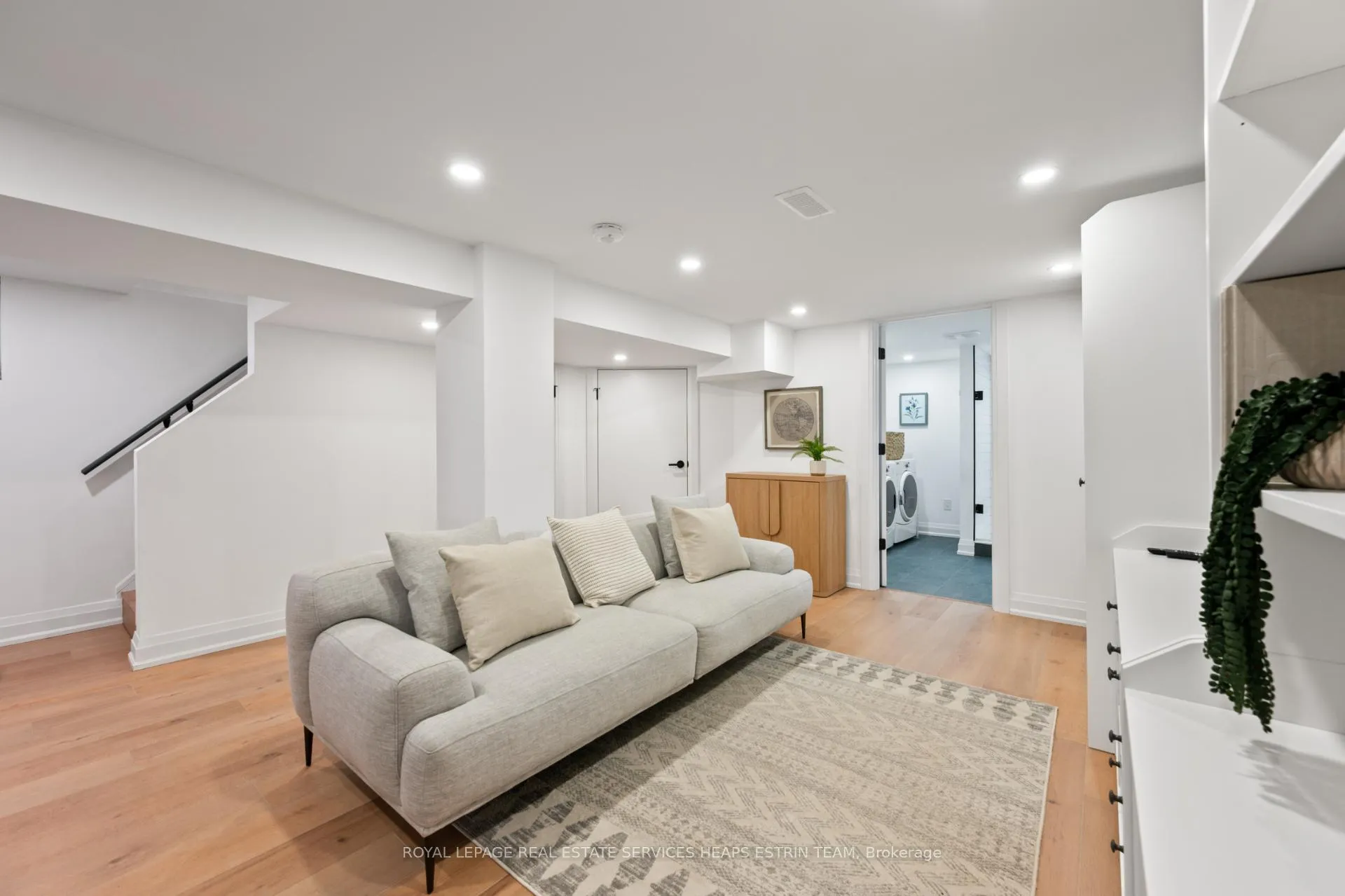 Photo 23 of 54 Thursfield Crescent, Toronto, Leaside — HOMEH