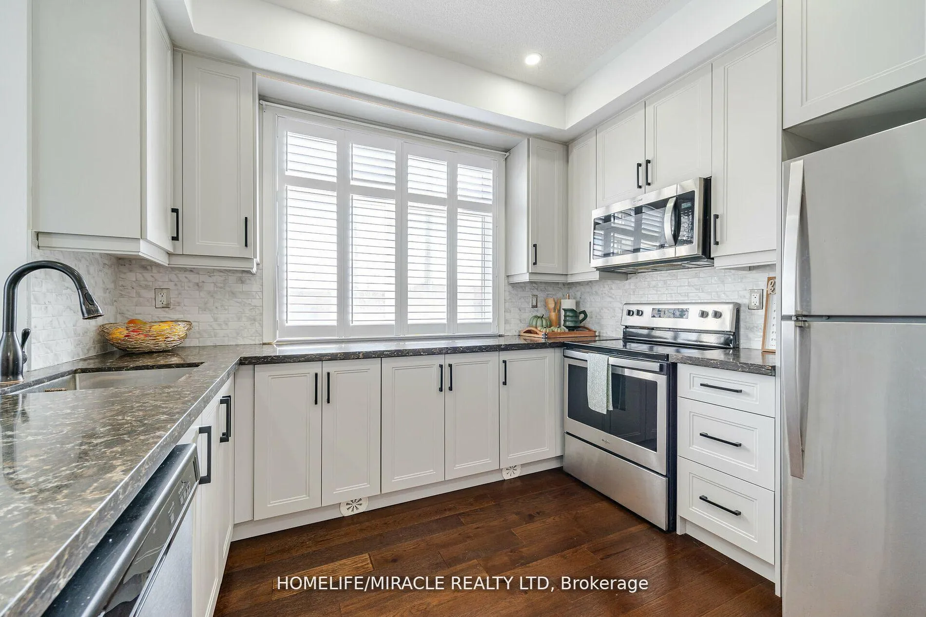 Photo 6 of 13 Antigonish Street, Vaughan, Vaughan Grove — HOMEH