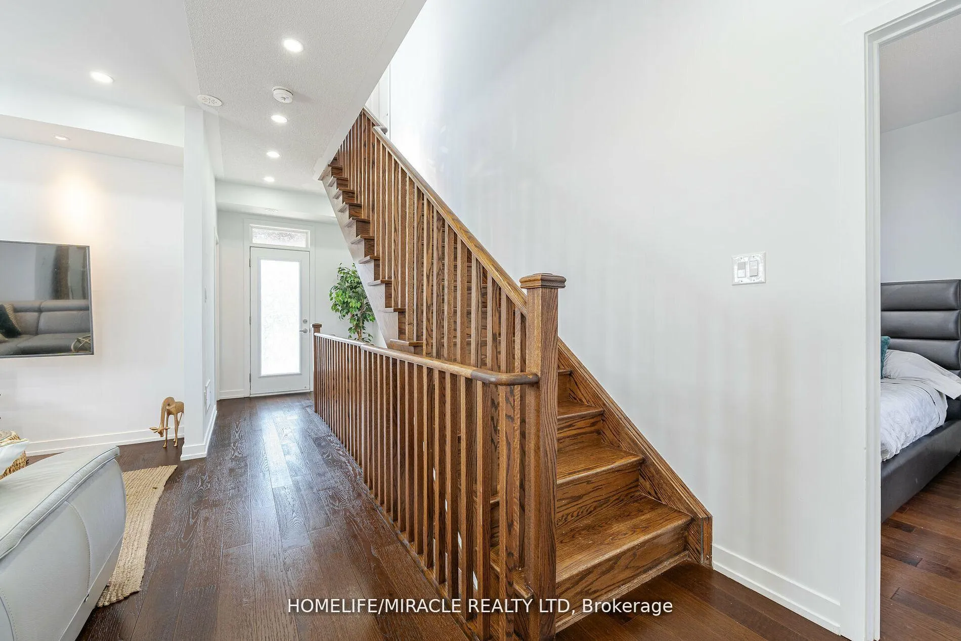 Photo 22 of 13 Antigonish Street, Vaughan, Vaughan Grove — HOMEH