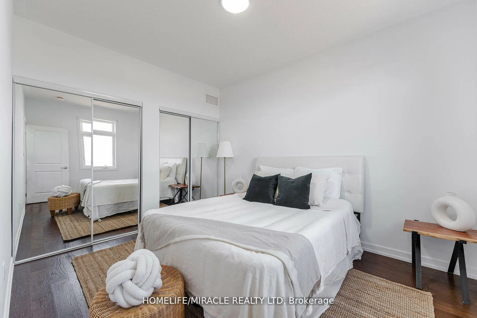 Photo 24 of 13 Antigonish Street, Vaughan, Vaughan Grove — HOMEH