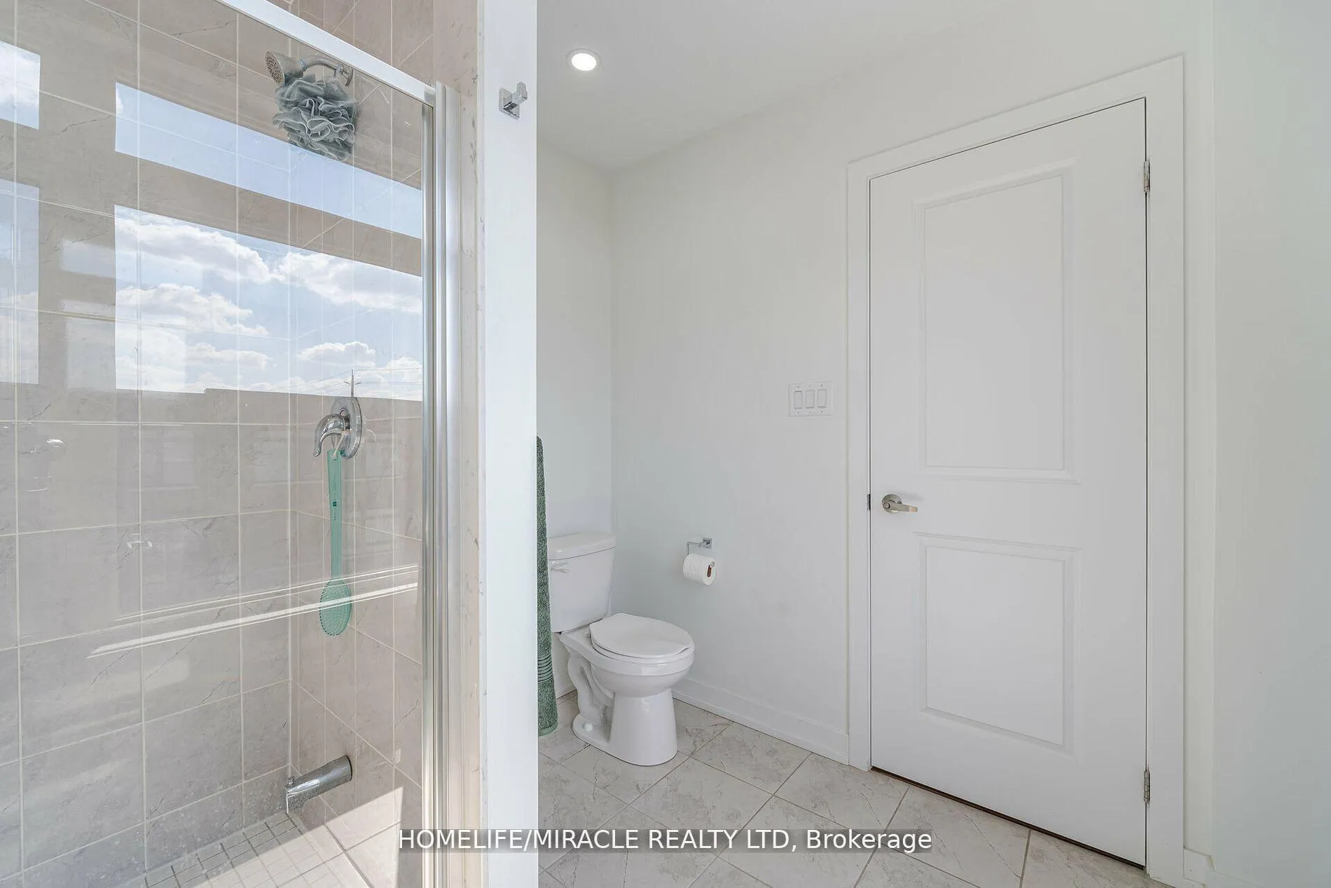 Photo 30 of 13 Antigonish Street, Vaughan, Vaughan Grove — HOMEH