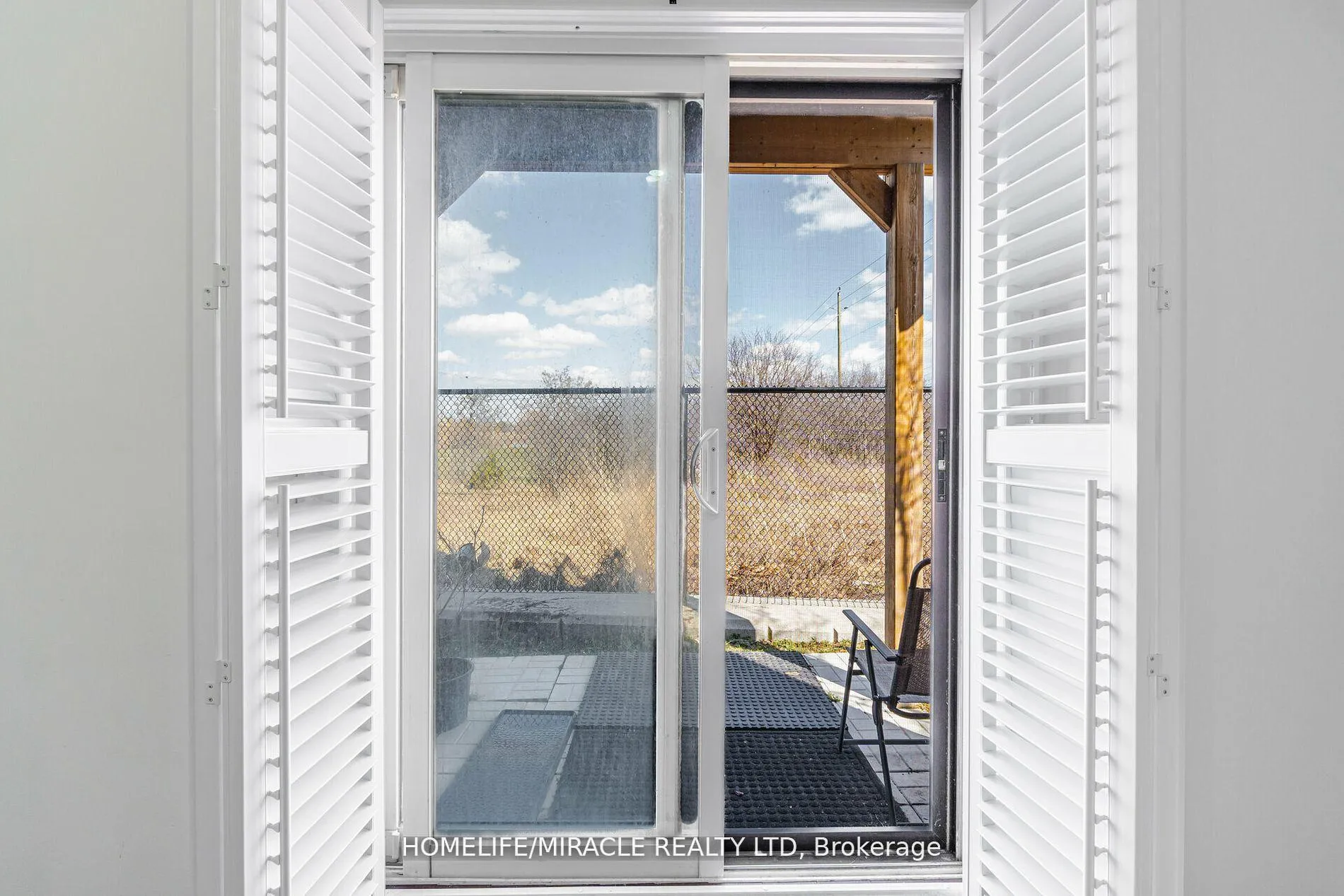 Photo 36 of 13 Antigonish Street, Vaughan, Vaughan Grove — HOMEH