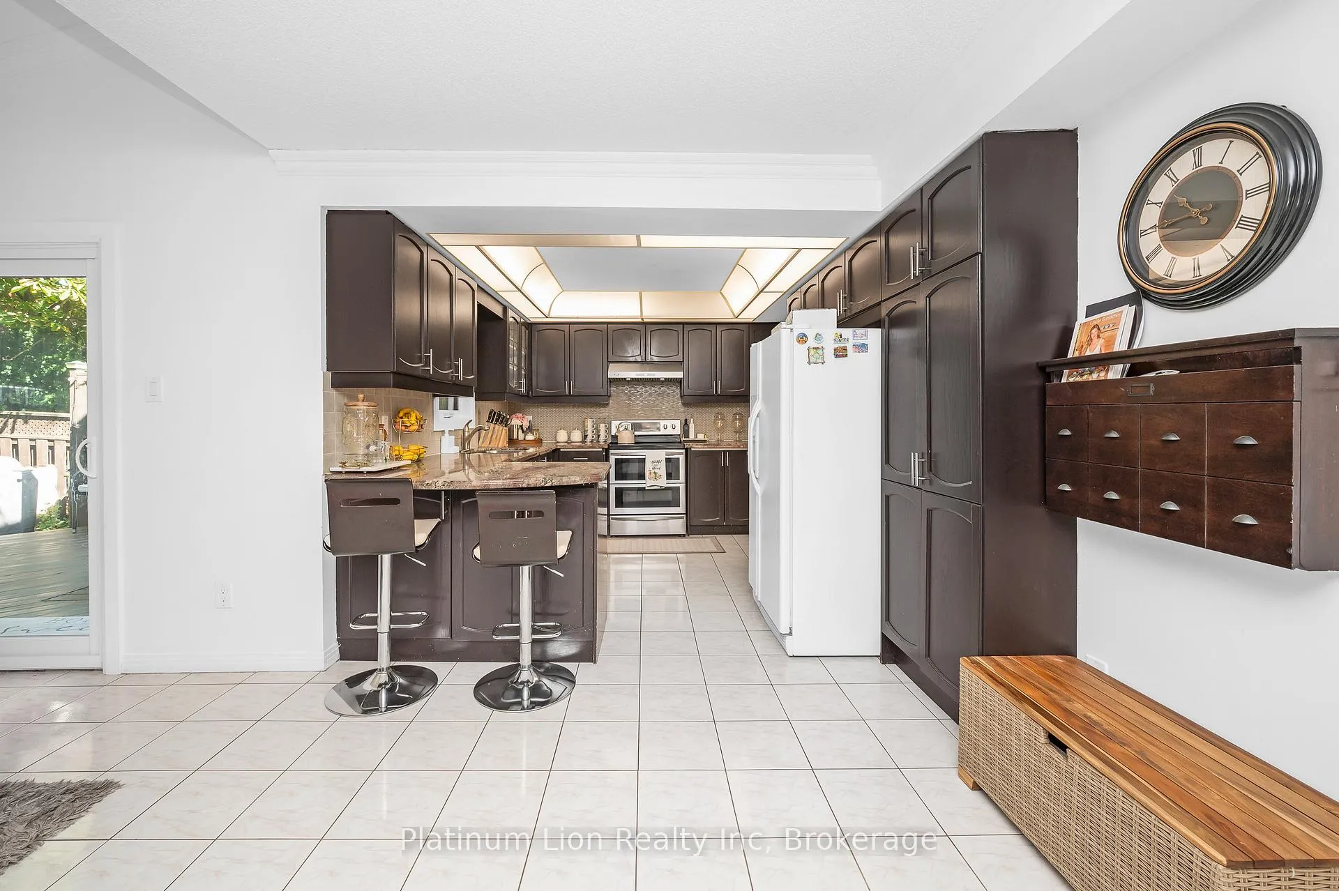 Photo 13 of 13 Brookhurst Crescent, Hamilton, Waterdown — HOMEH