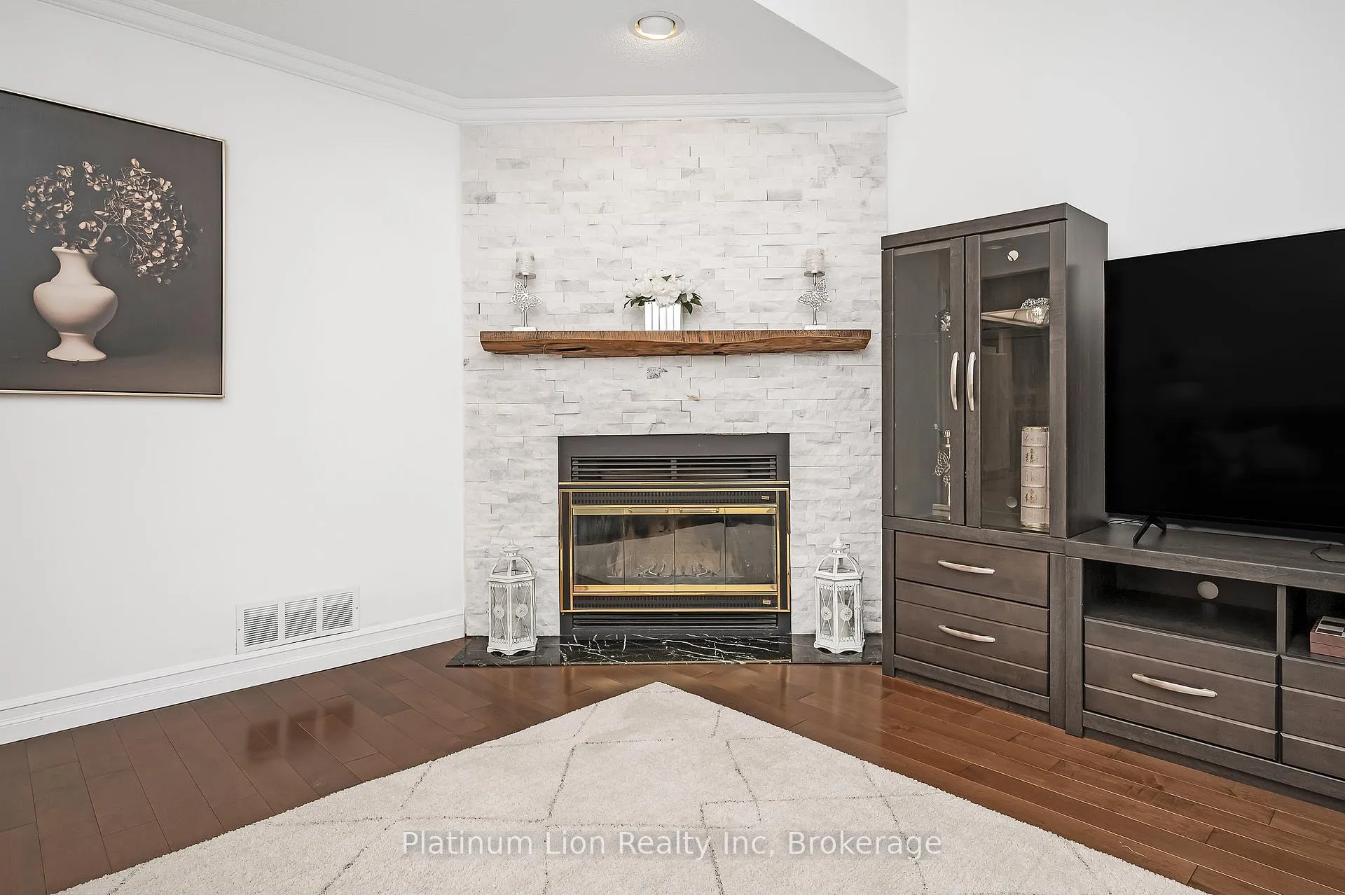 Photo 18 of 13 Brookhurst Crescent, Hamilton, Waterdown — HOMEH