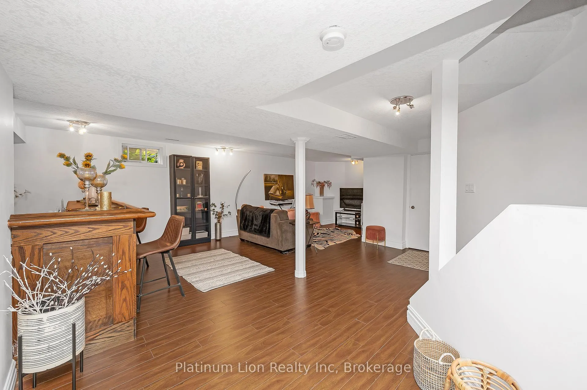 Photo 20 of 13 Brookhurst Crescent, Hamilton, Waterdown — HOMEH