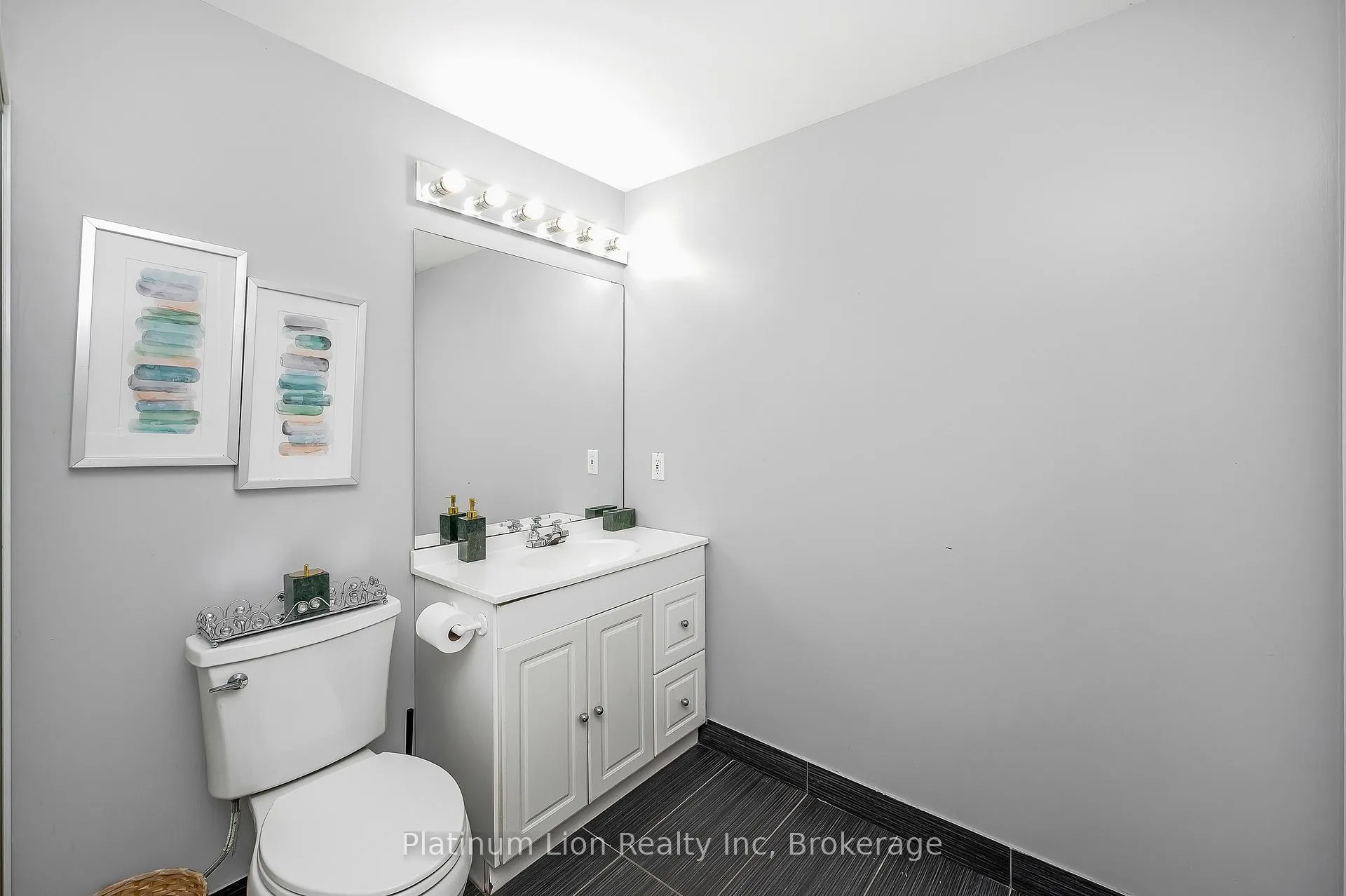 Photo 25 of 13 Brookhurst Crescent, Hamilton, Waterdown — HOMEH