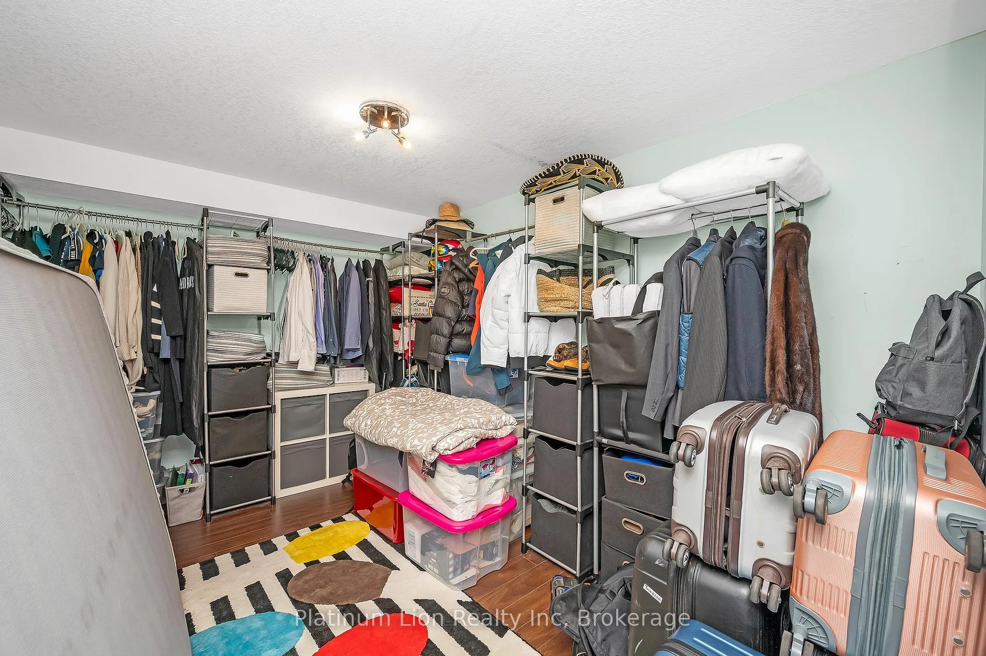 Photo 26 of 13 Brookhurst Crescent, Hamilton, Waterdown — HOMEH