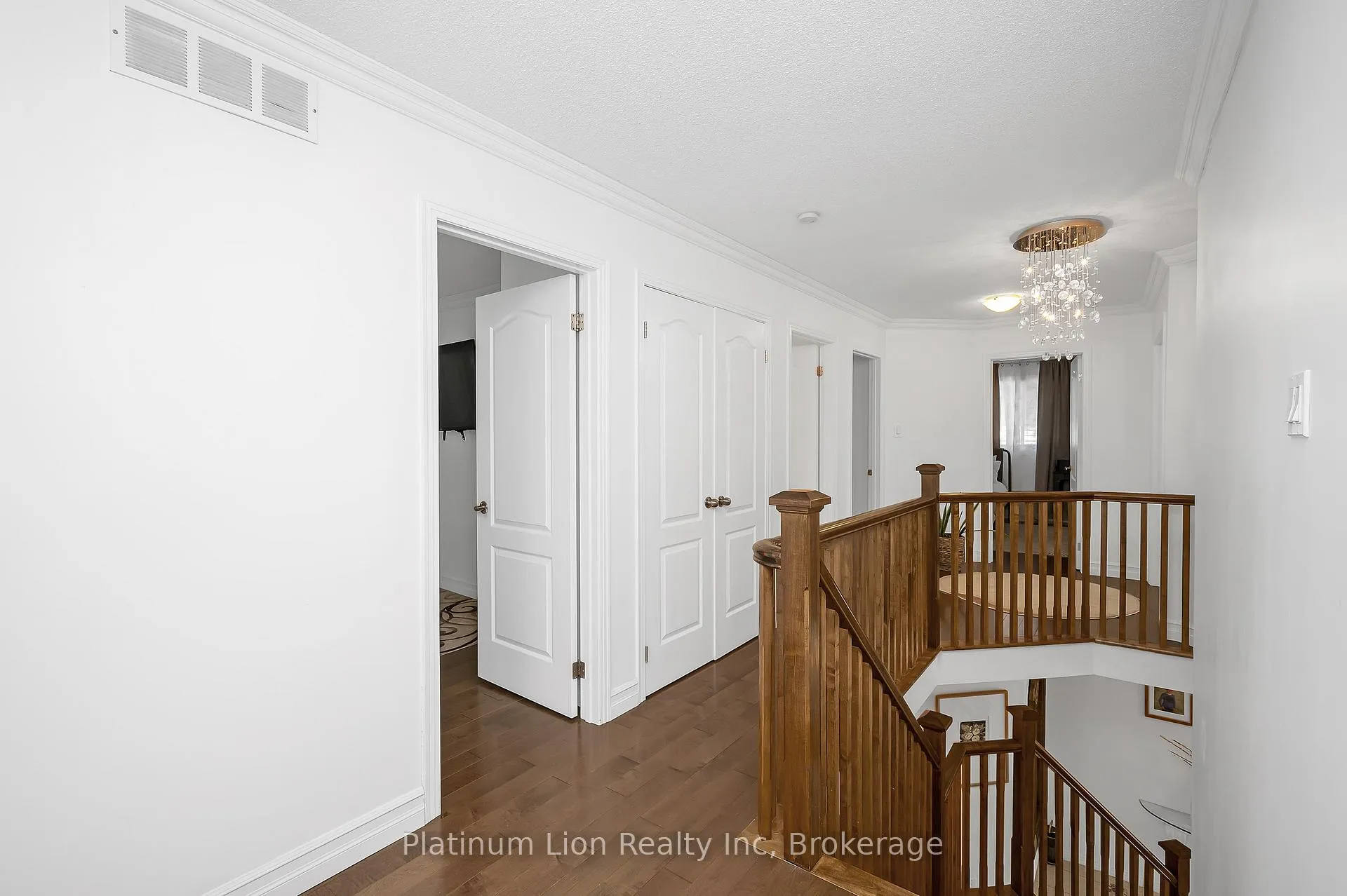 Photo 31 of 13 Brookhurst Crescent, Hamilton, Waterdown — HOMEH