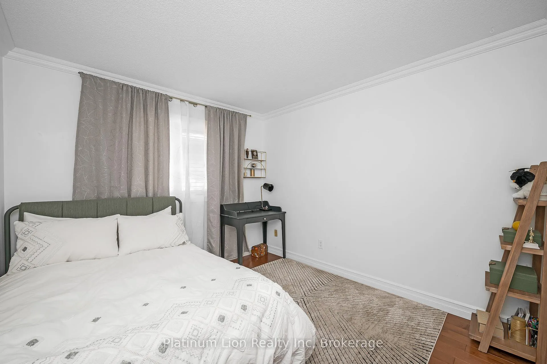 Photo 37 of 13 Brookhurst Crescent, Hamilton, Waterdown — HOMEH