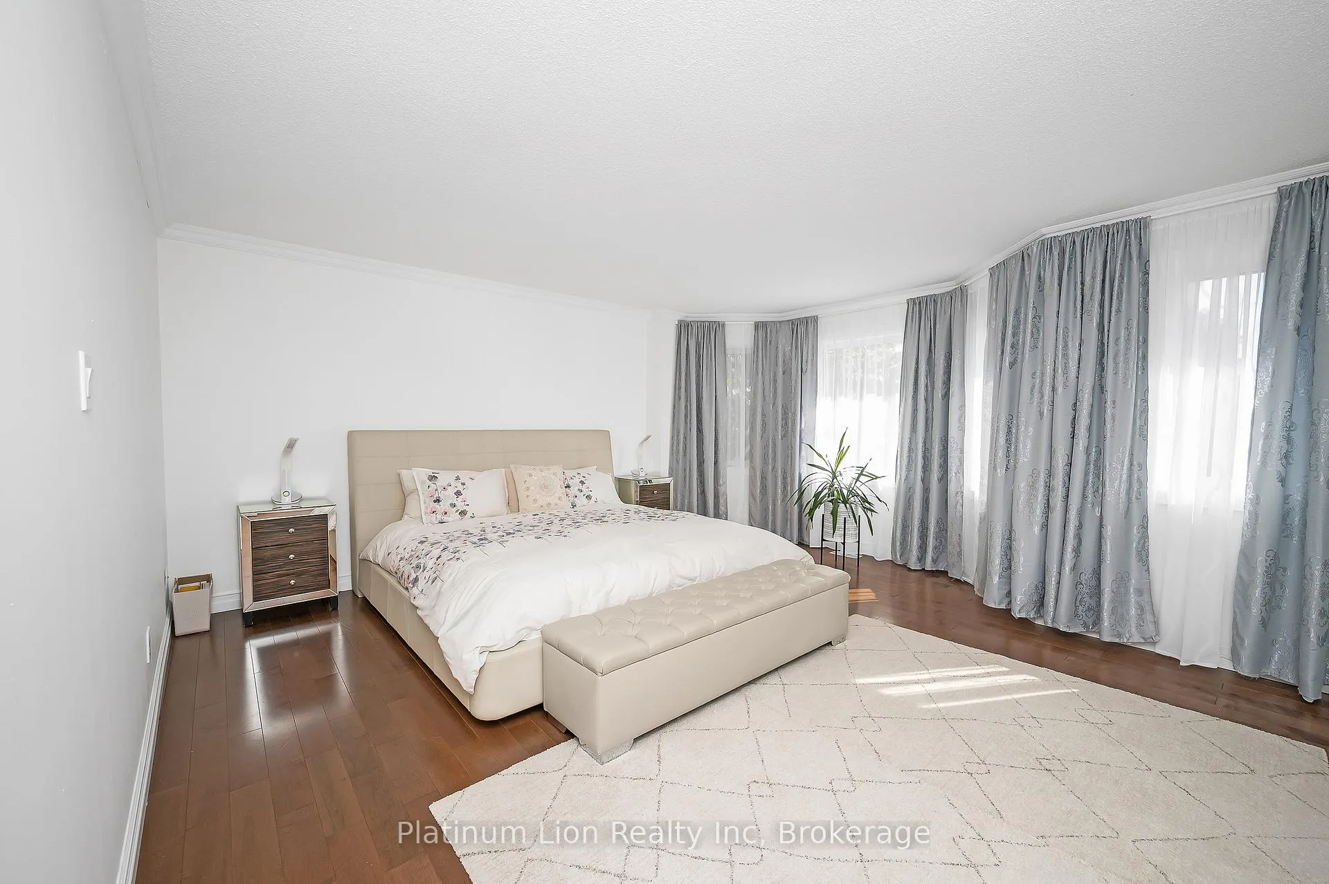 Photo 38 of 13 Brookhurst Crescent, Hamilton, Waterdown — HOMEH