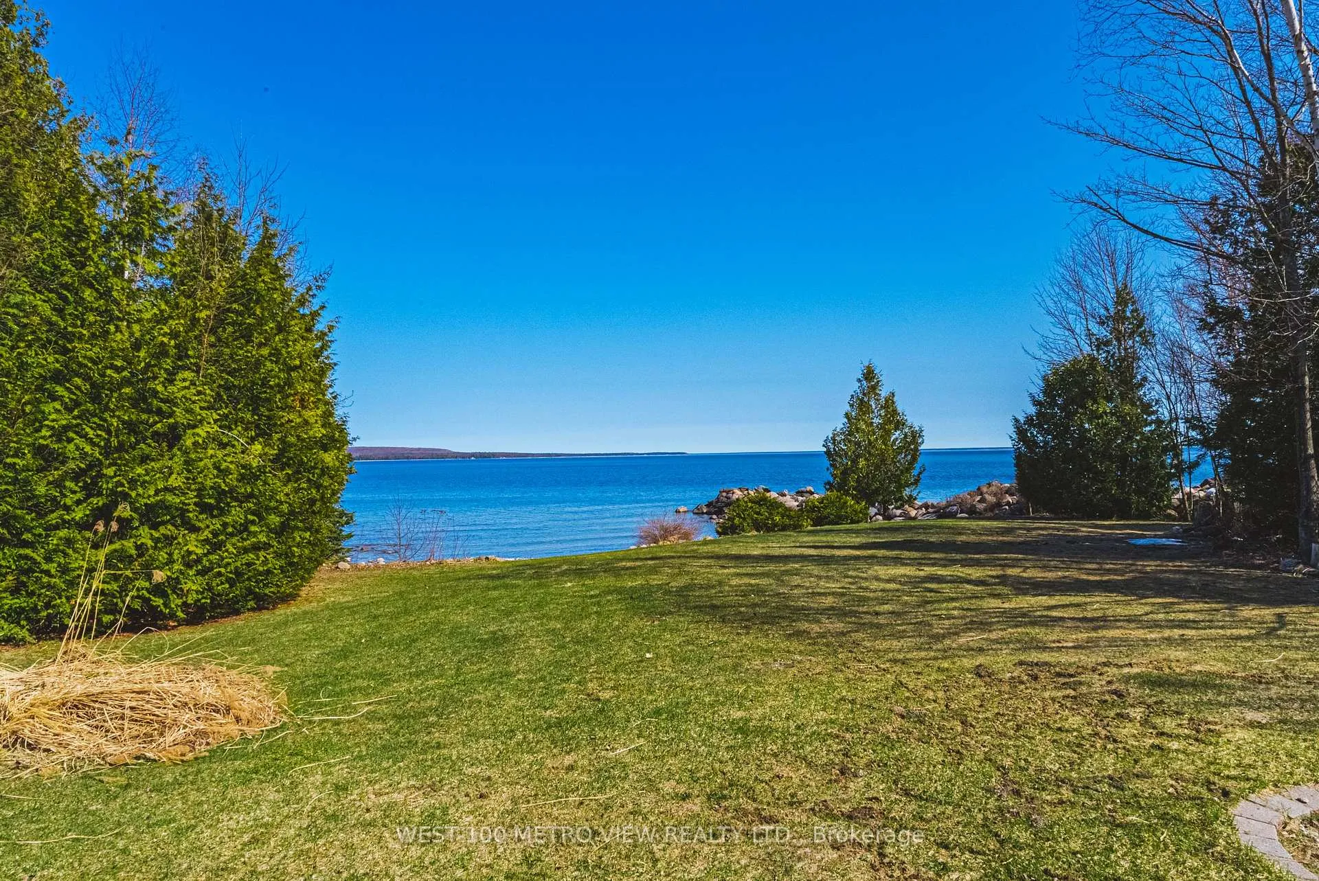 Photo 20 of 2476 Champlain Road, Tiny, Rural Tiny — HOMEH