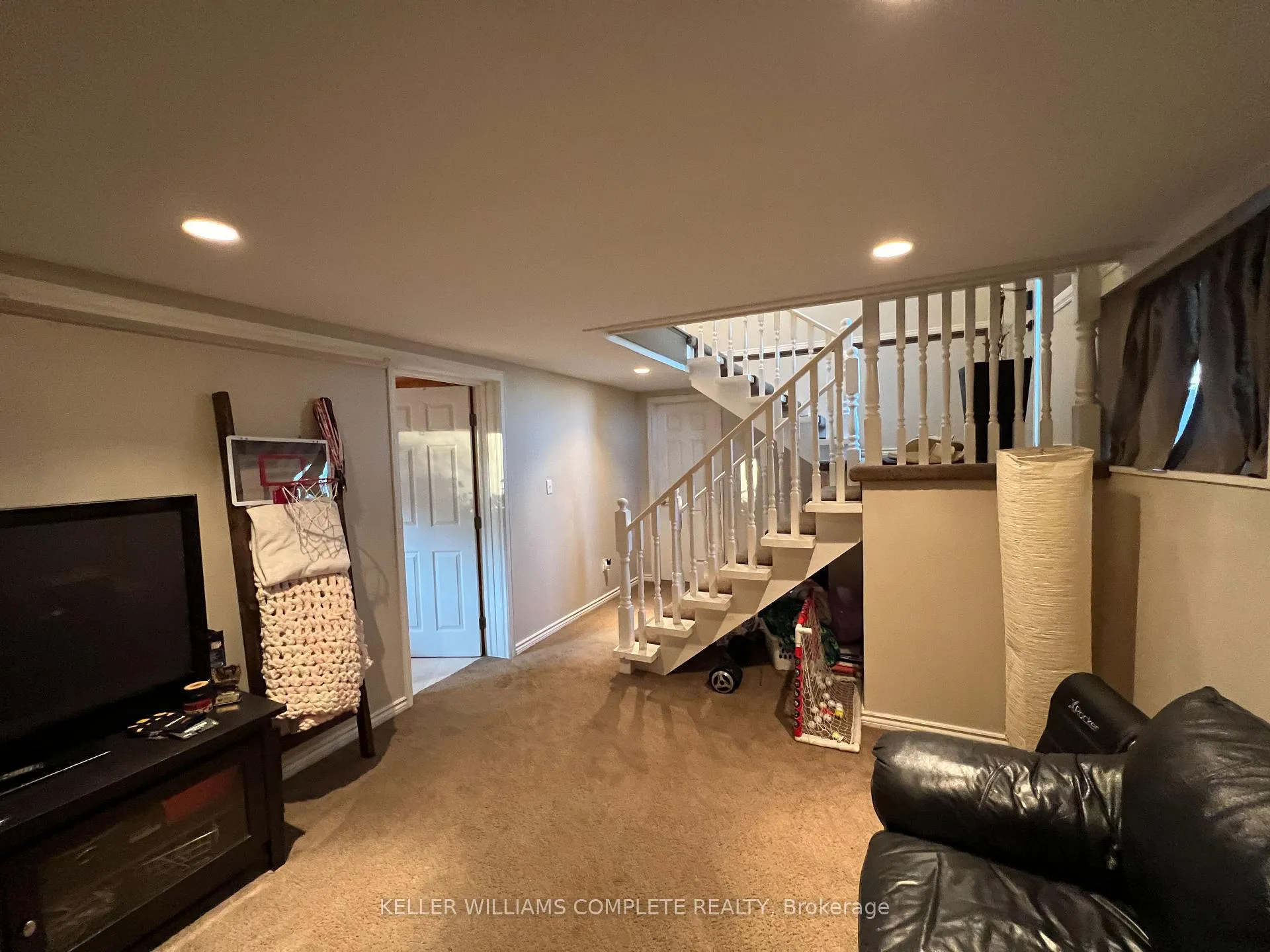 Photo 15 of 1810 Beaverdams Road, Thorold, Confederation Heights — HOMEH
