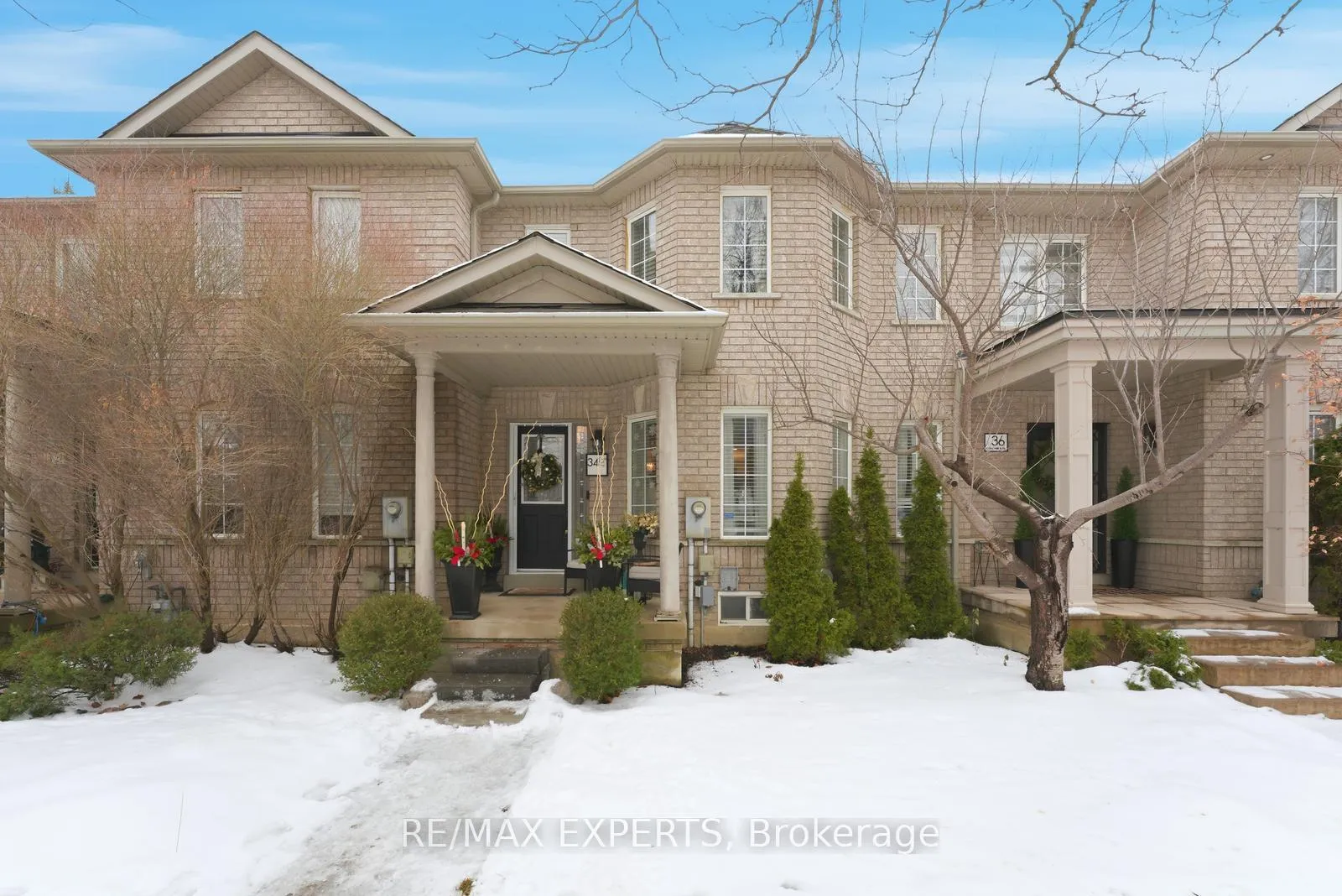 Front of 34 Castle Park Boulevard