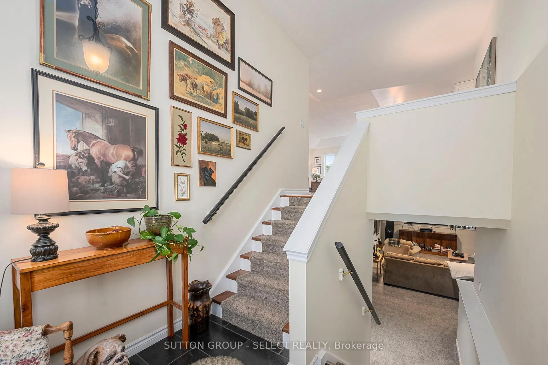 Photo 4 of 15 Hamilton Street, North Middlesex, Ailsa Craig — HOMEH