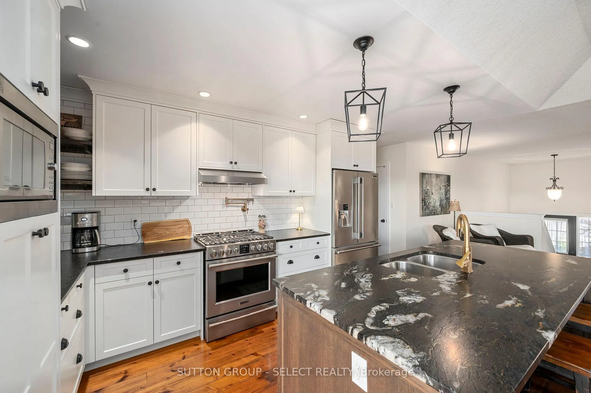 Photo 9 of 15 Hamilton Street, North Middlesex, Ailsa Craig — HOMEH