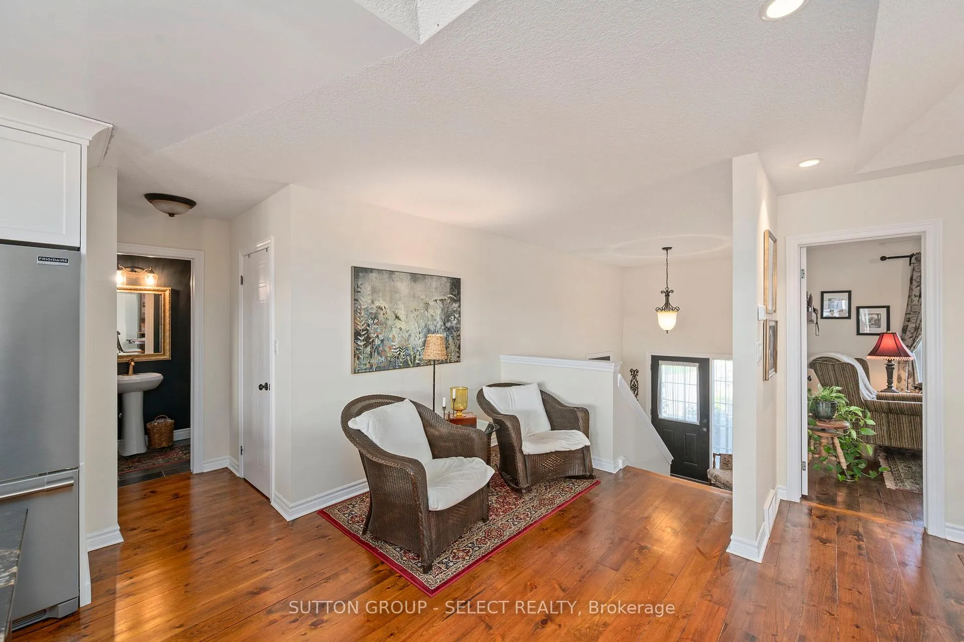 Photo 14 of 15 Hamilton Street, North Middlesex, Ailsa Craig — HOMEH