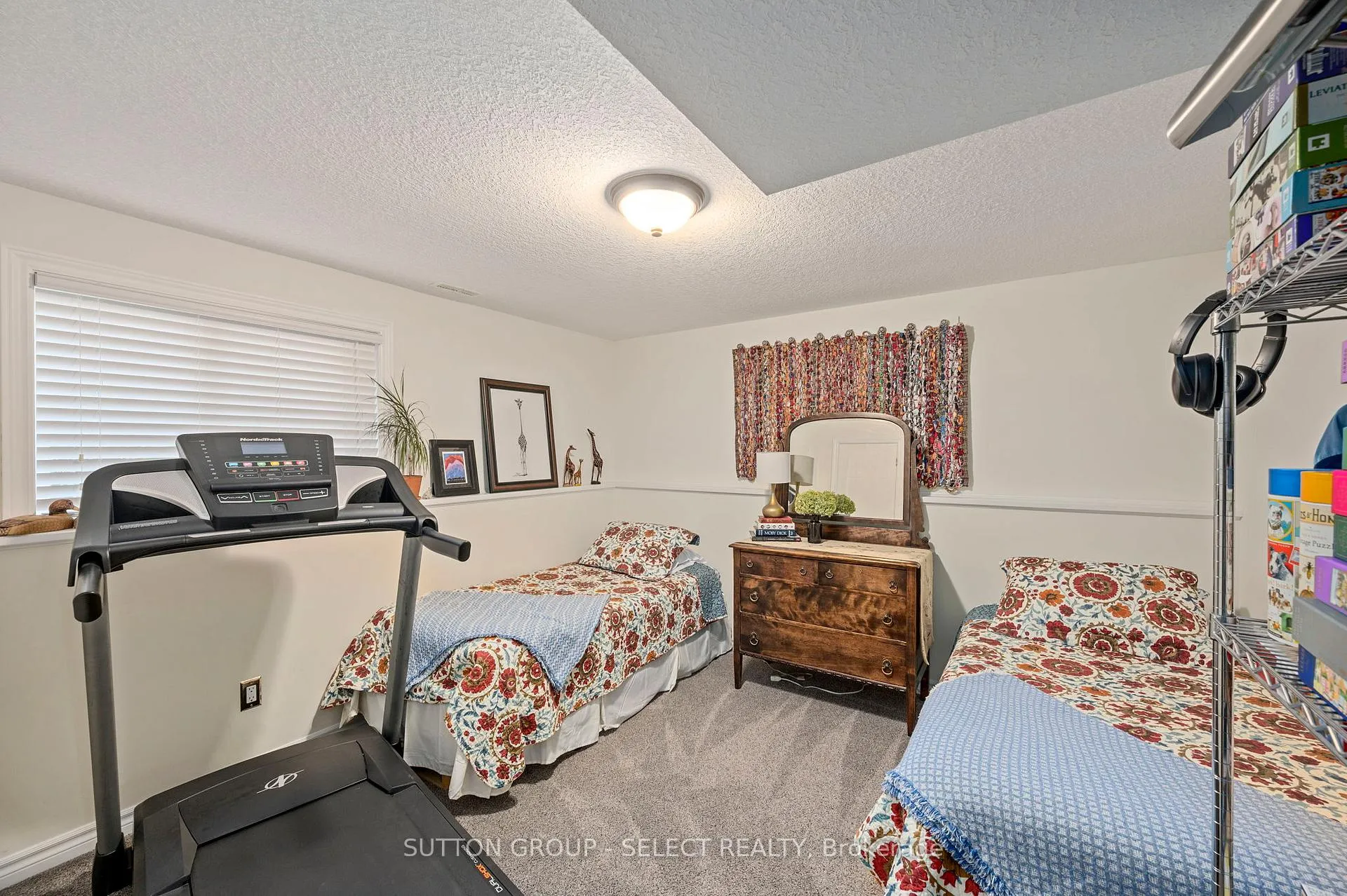 Photo 24 of 15 Hamilton Street, North Middlesex, Ailsa Craig — HOMEH