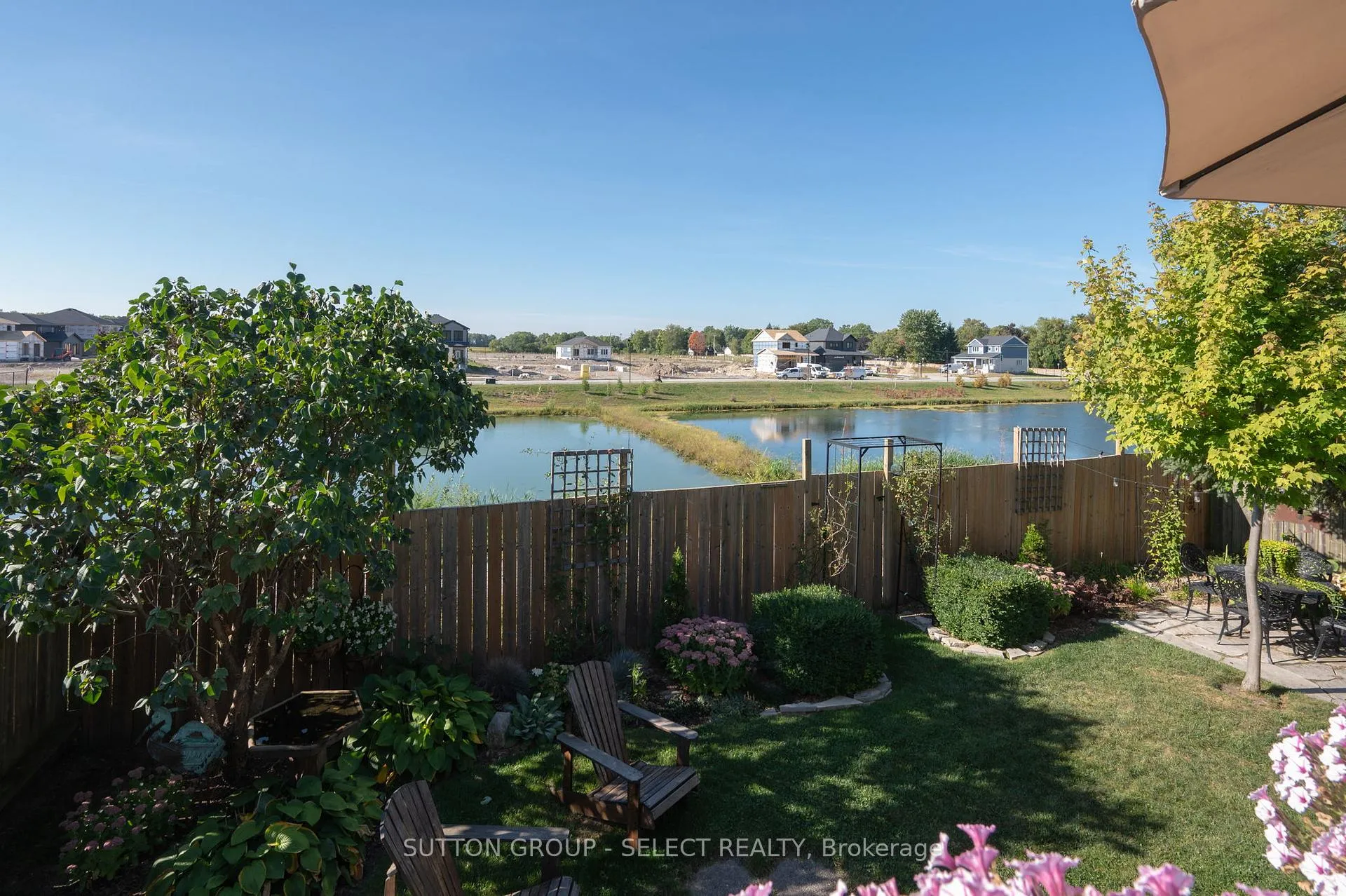 Photo 33 of 15 Hamilton Street, North Middlesex, Ailsa Craig — HOMEH