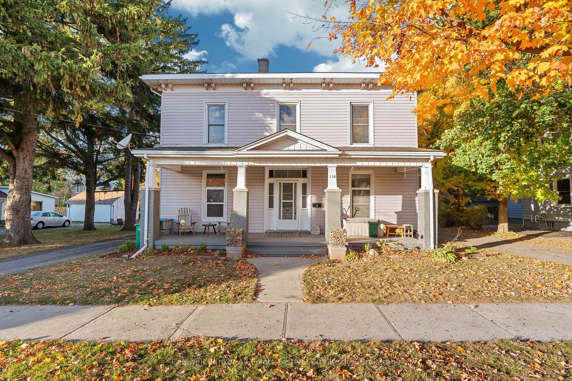 Photo 1 of 116 Quebec Street, Goderich, Goderich (Town) — HOMEH