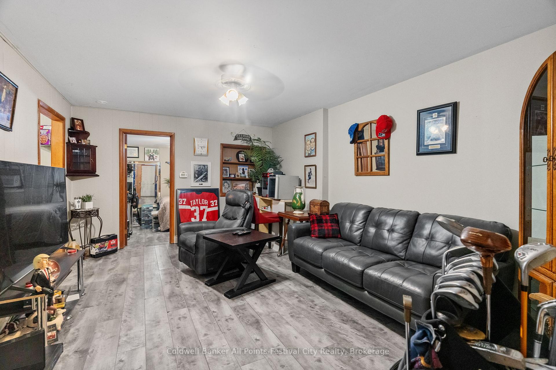 Photo 12 of 116 Quebec Street, Goderich, Goderich (Town) — HOMEH