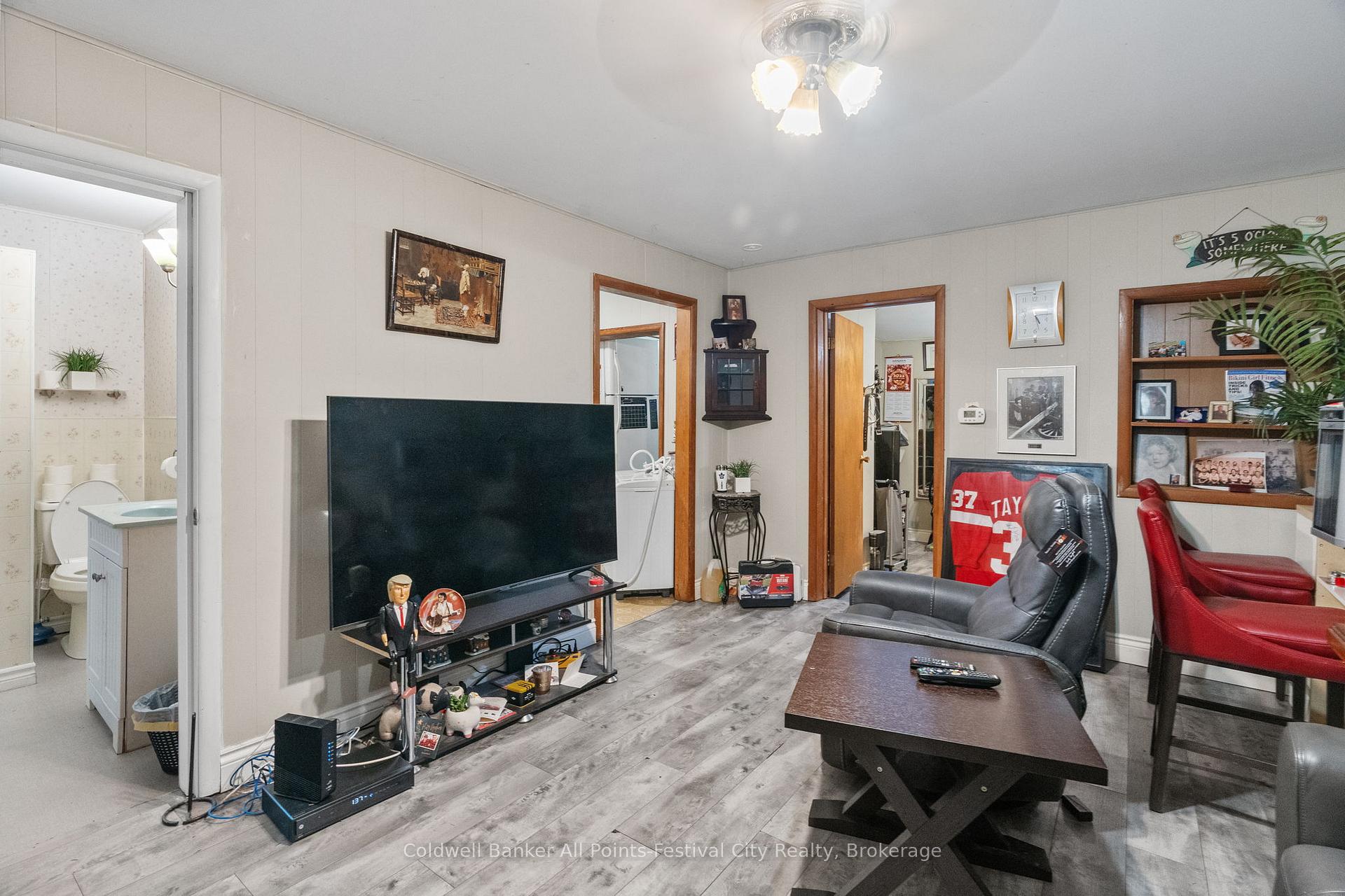Photo 13 of 116 Quebec Street, Goderich, Goderich (Town) — HOMEH