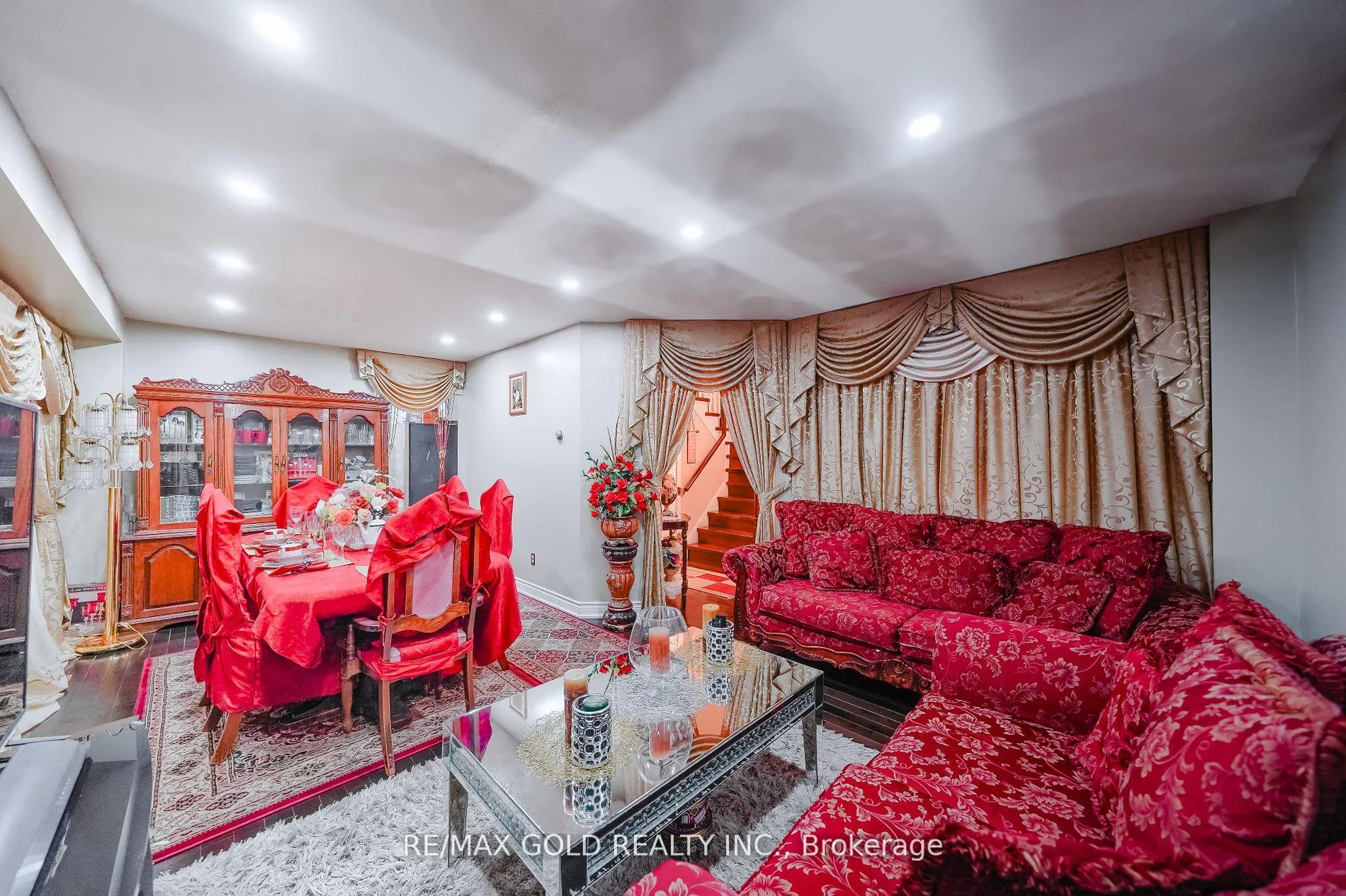 Photo 5 of 59 Knotty Pine Drive, Whitby, Williamsburg — HOMEH