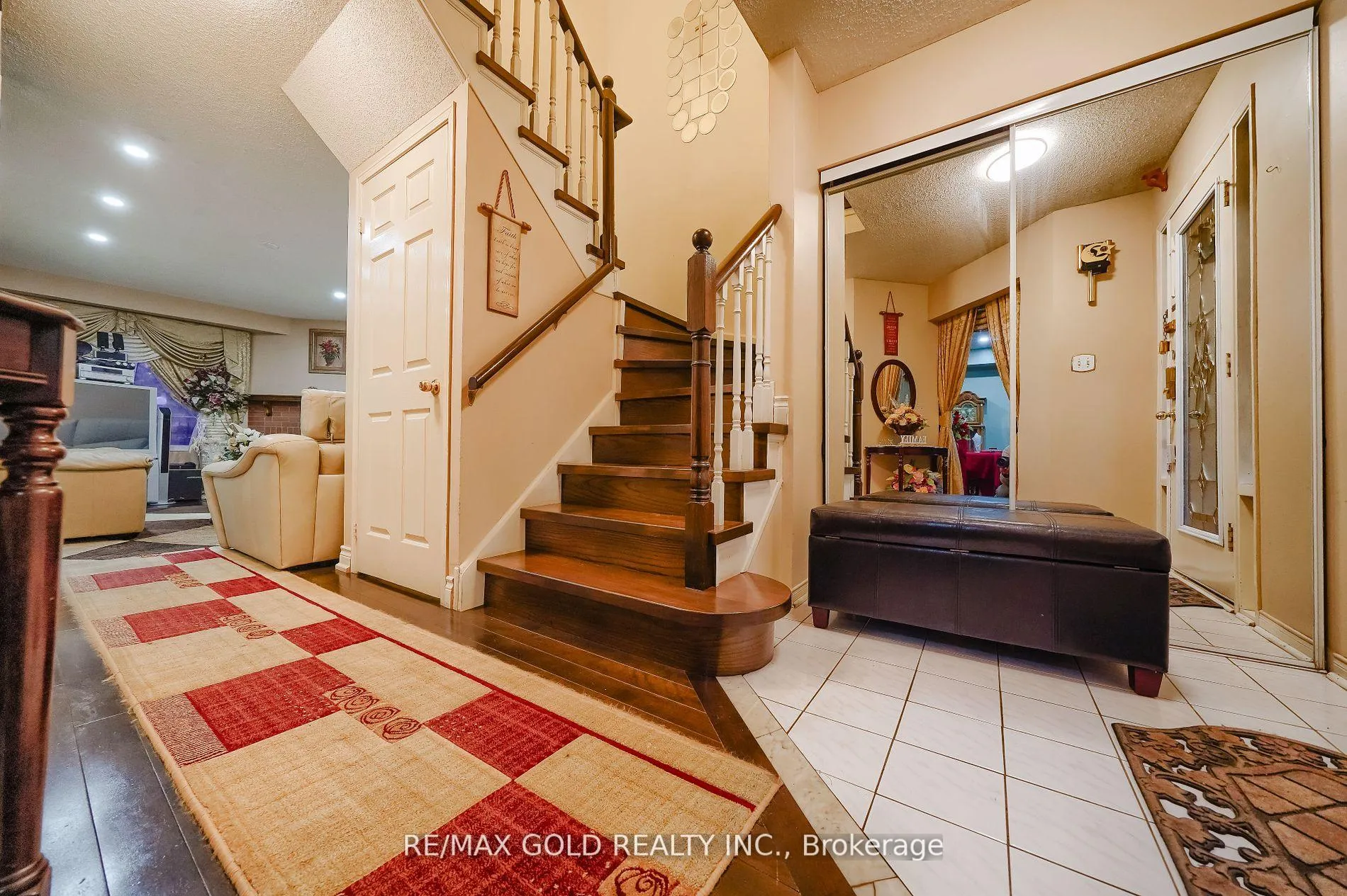 Photo 17 of 59 Knotty Pine Drive, Whitby, Williamsburg — HOMEH