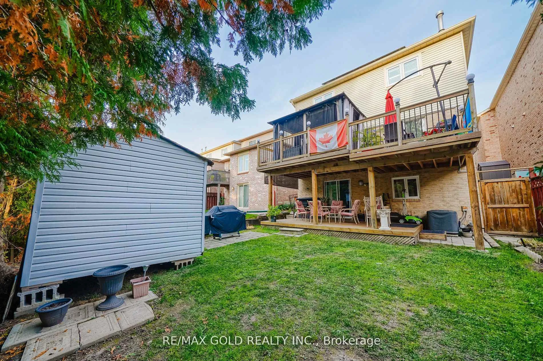 Photo 40 of 59 Knotty Pine Drive, Whitby, Williamsburg — HOMEH