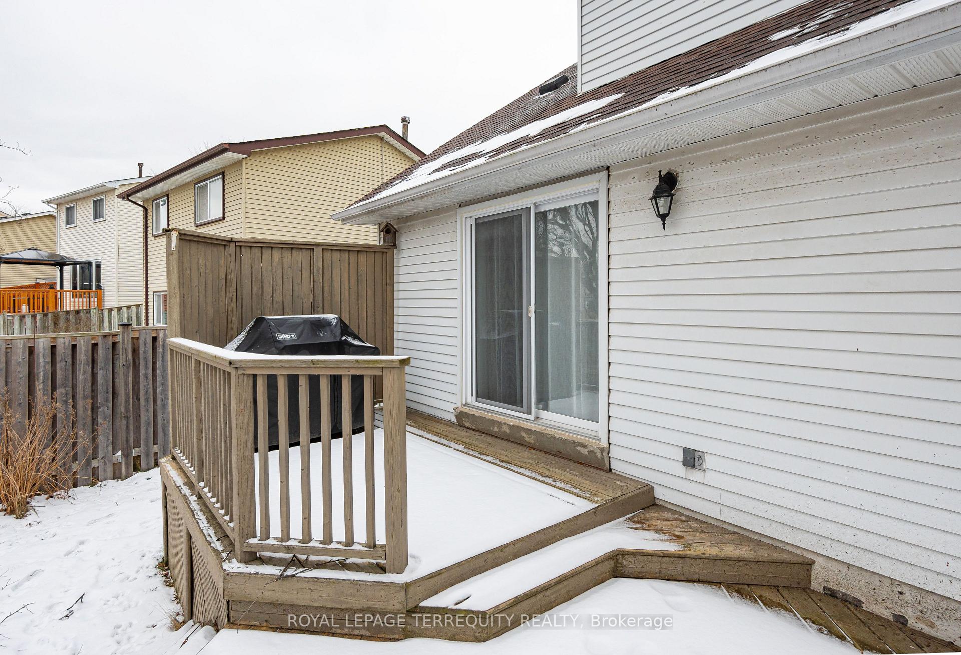 Photo 33 of 16 Banner Crescent, Ajax, South West — HOMEH